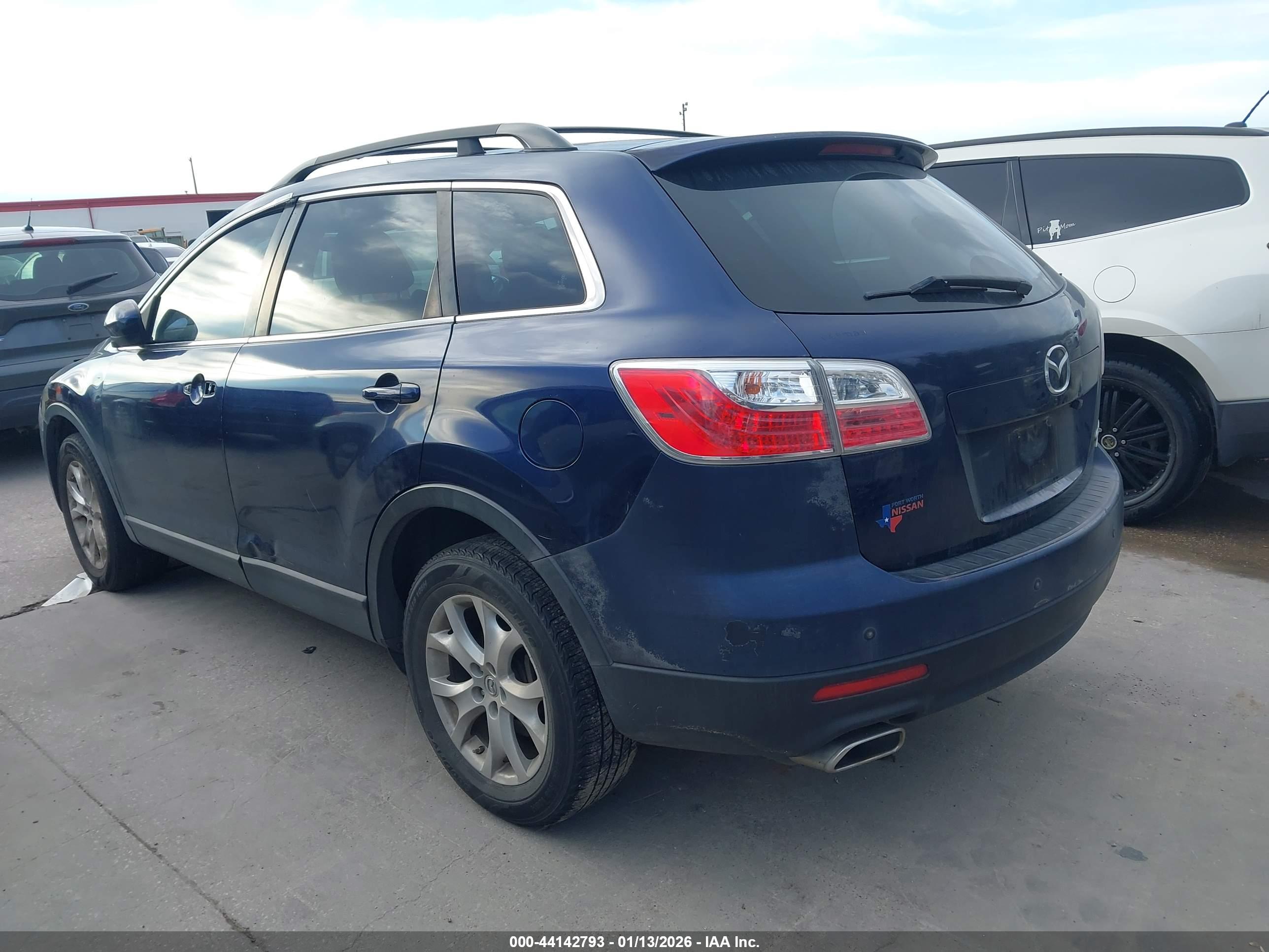 MAZDA CX-9 image 3