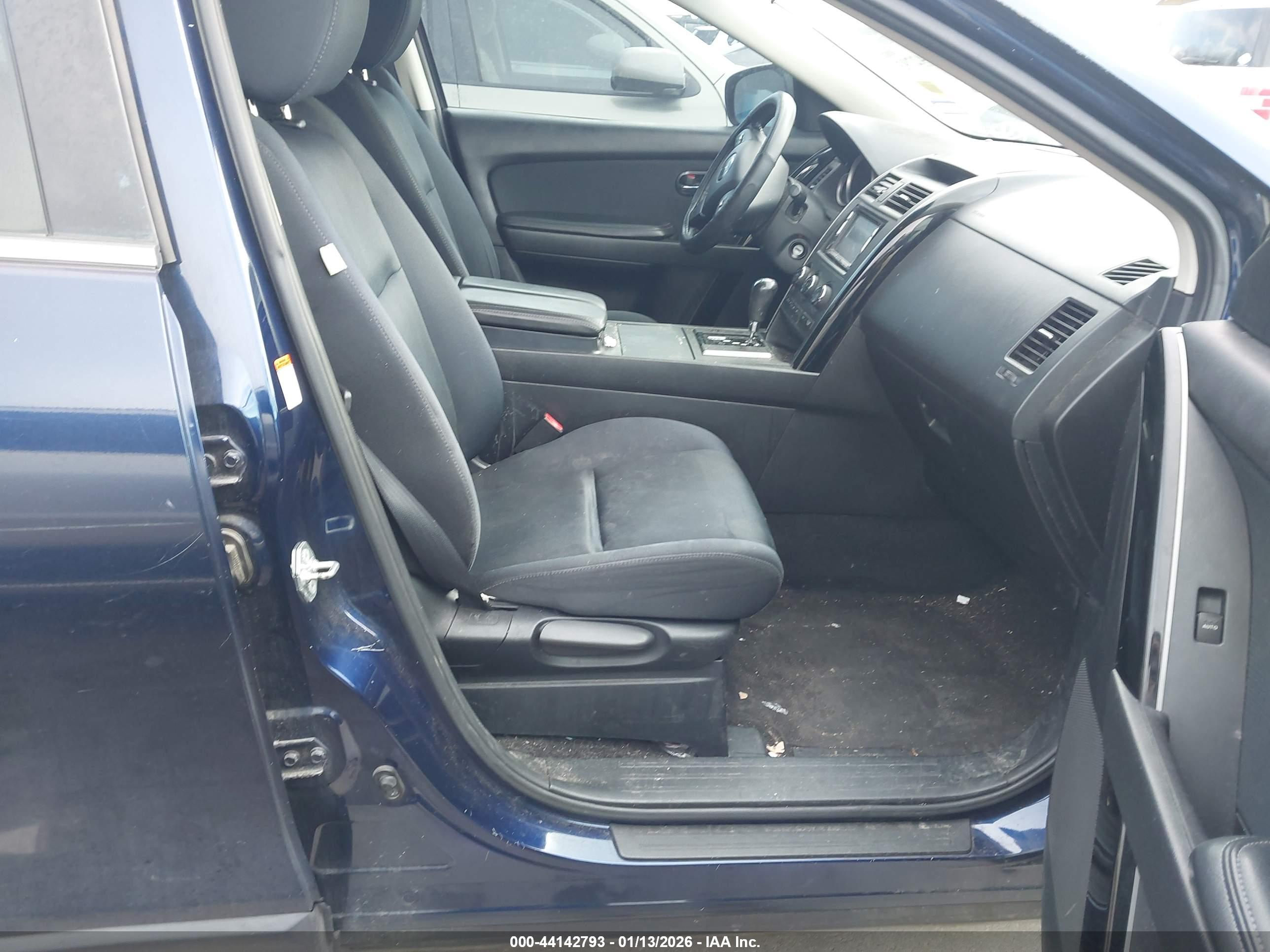 MAZDA CX-9 image 5