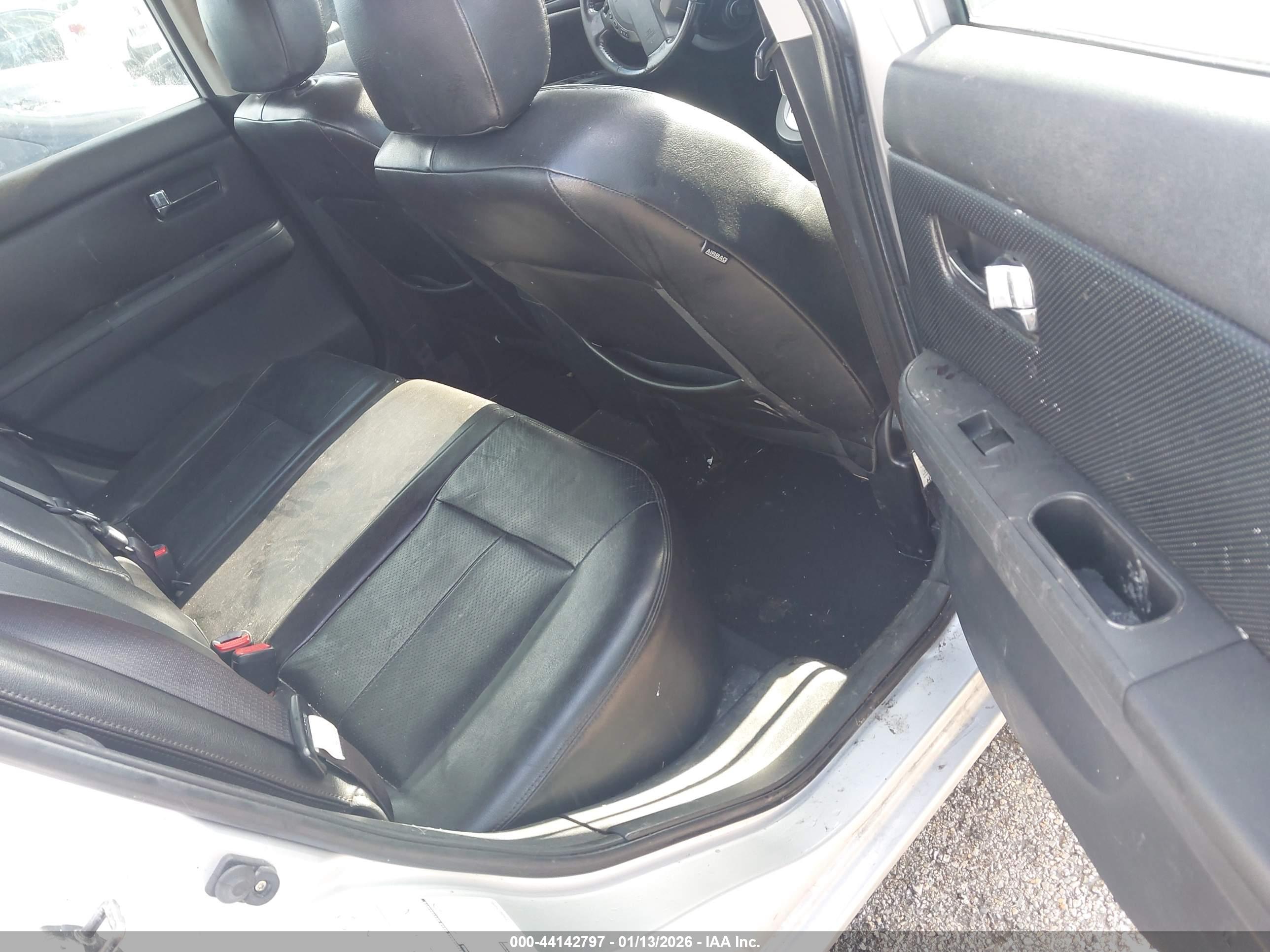 NISSAN SENTRA image 8
