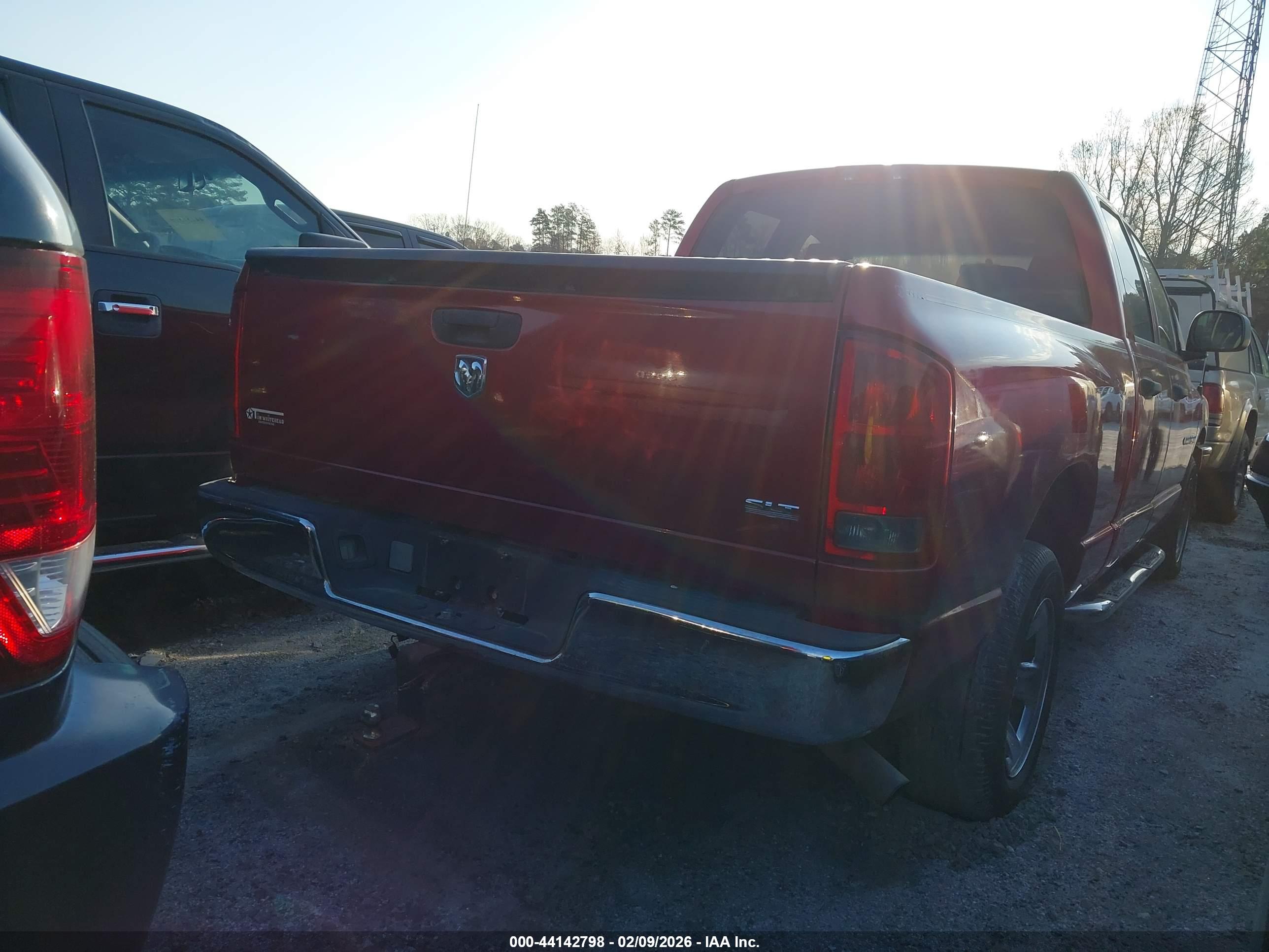 DODGE RAM image 4