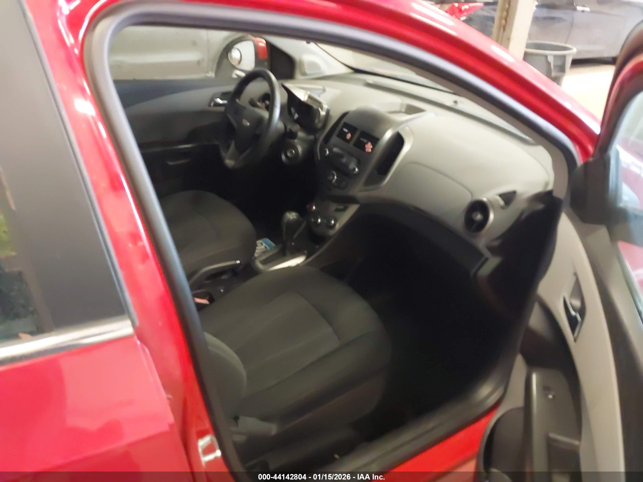 CHEVROLET SONIC image 5