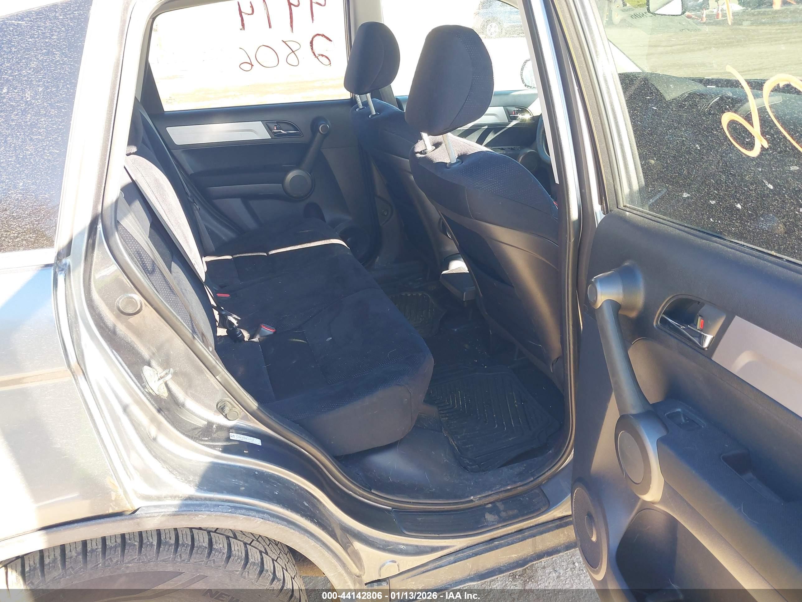 HONDA CR-V image 8