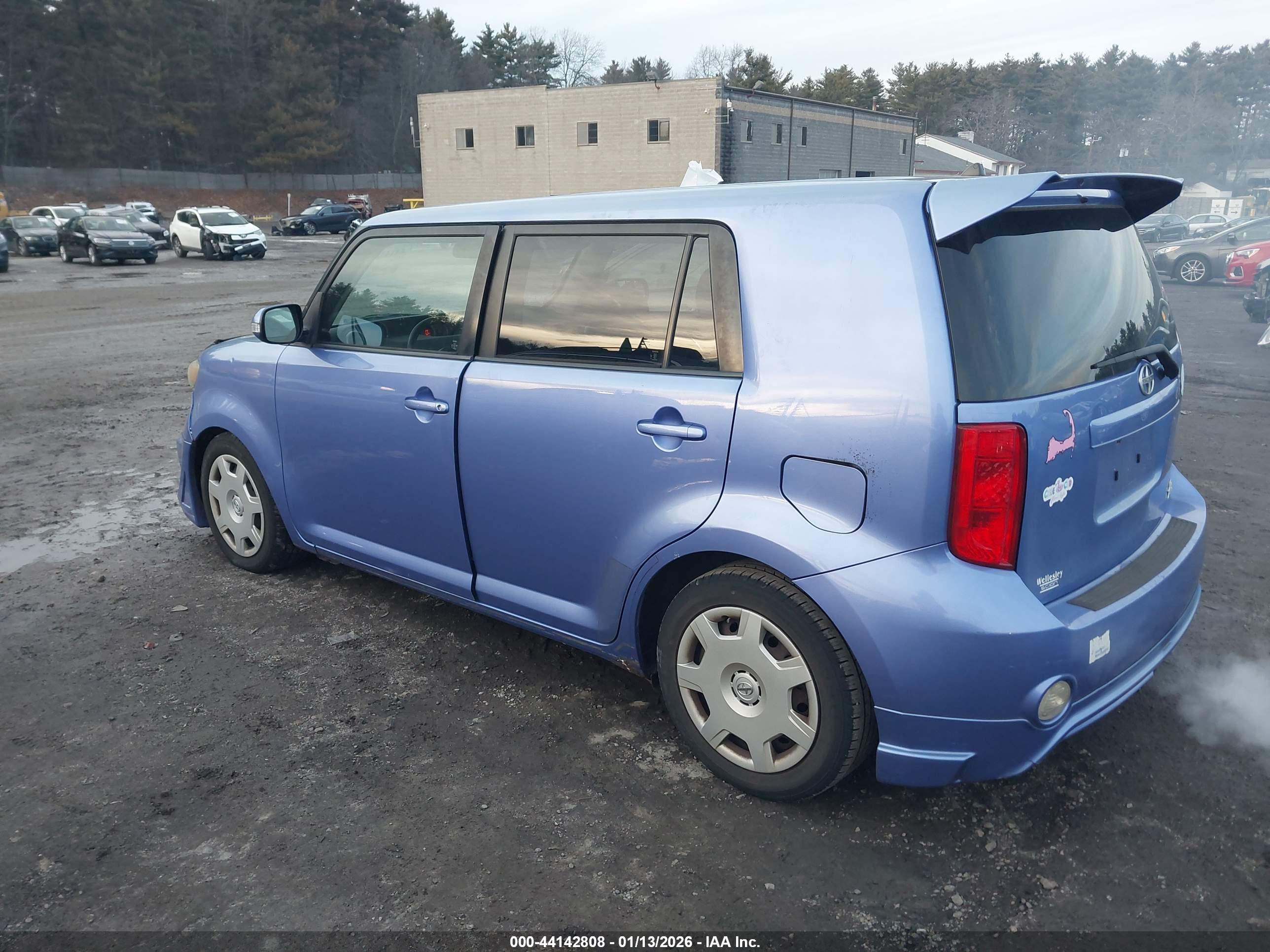SCION XB image 3