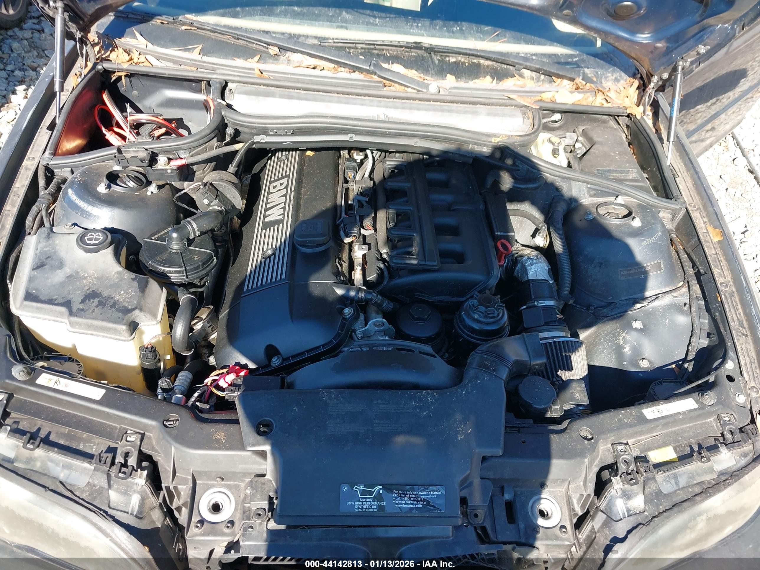 BMW 325CI image 10