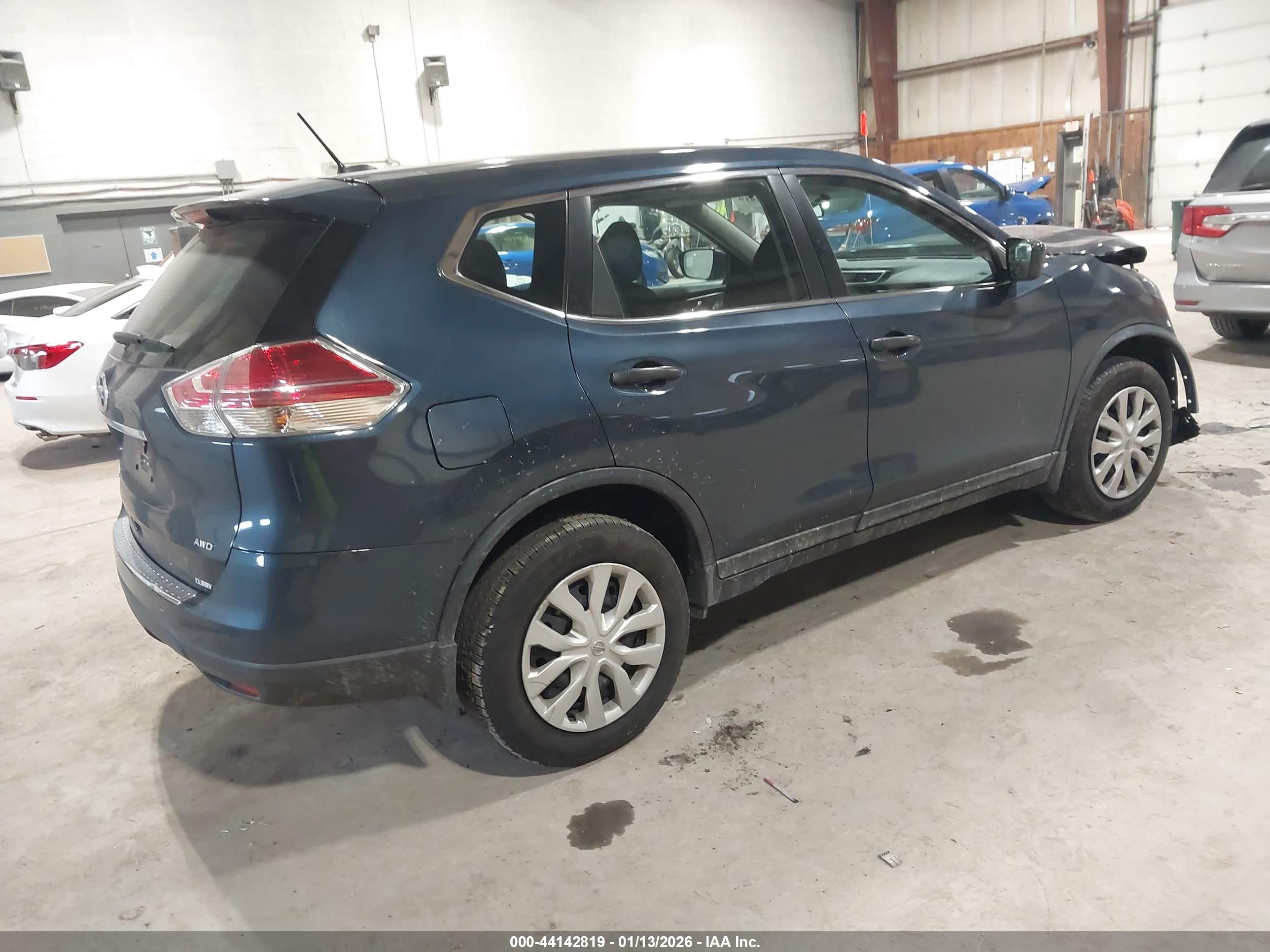 NISSAN ROGUE image 4