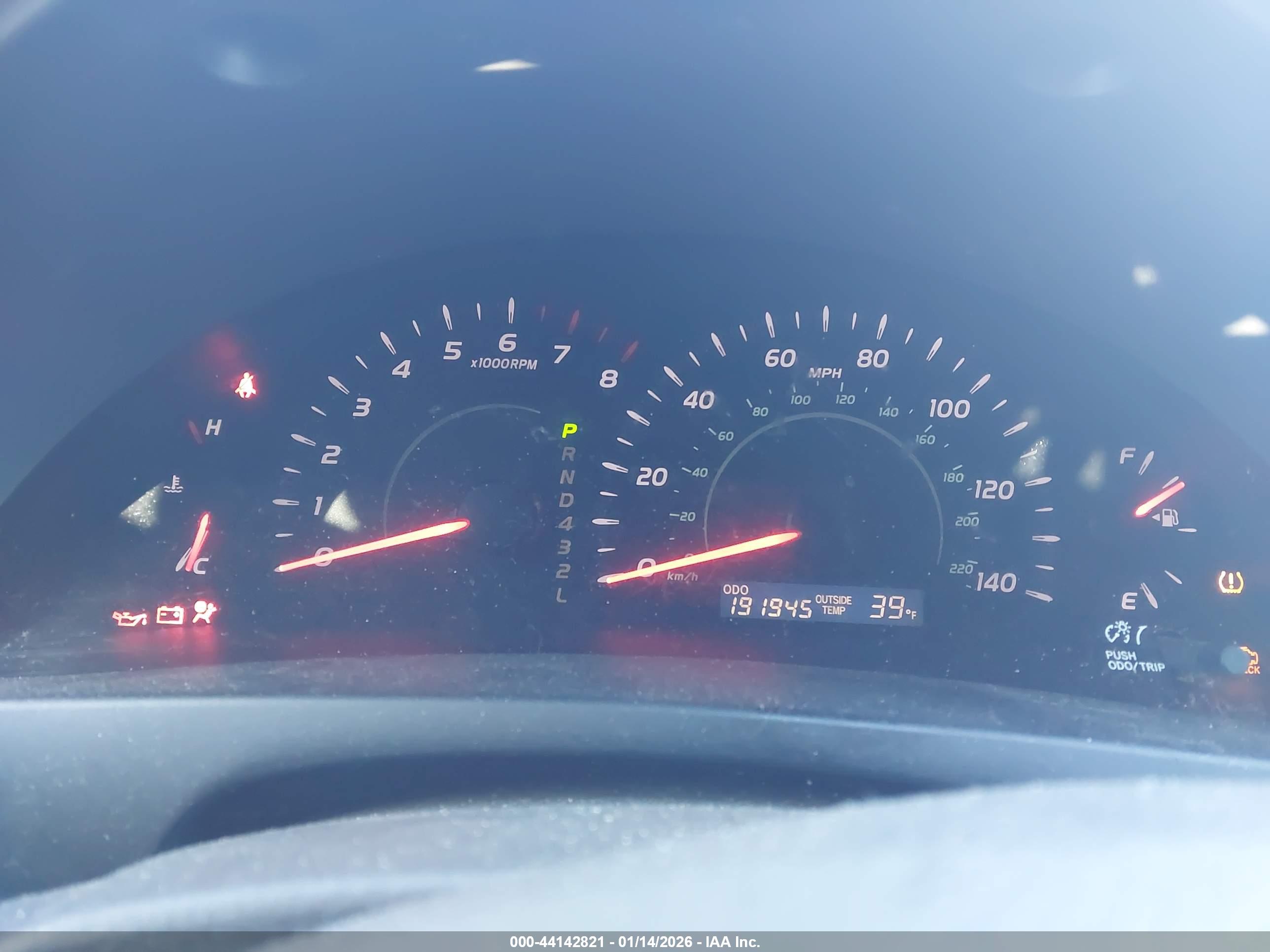 TOYOTA CAMRY image 7