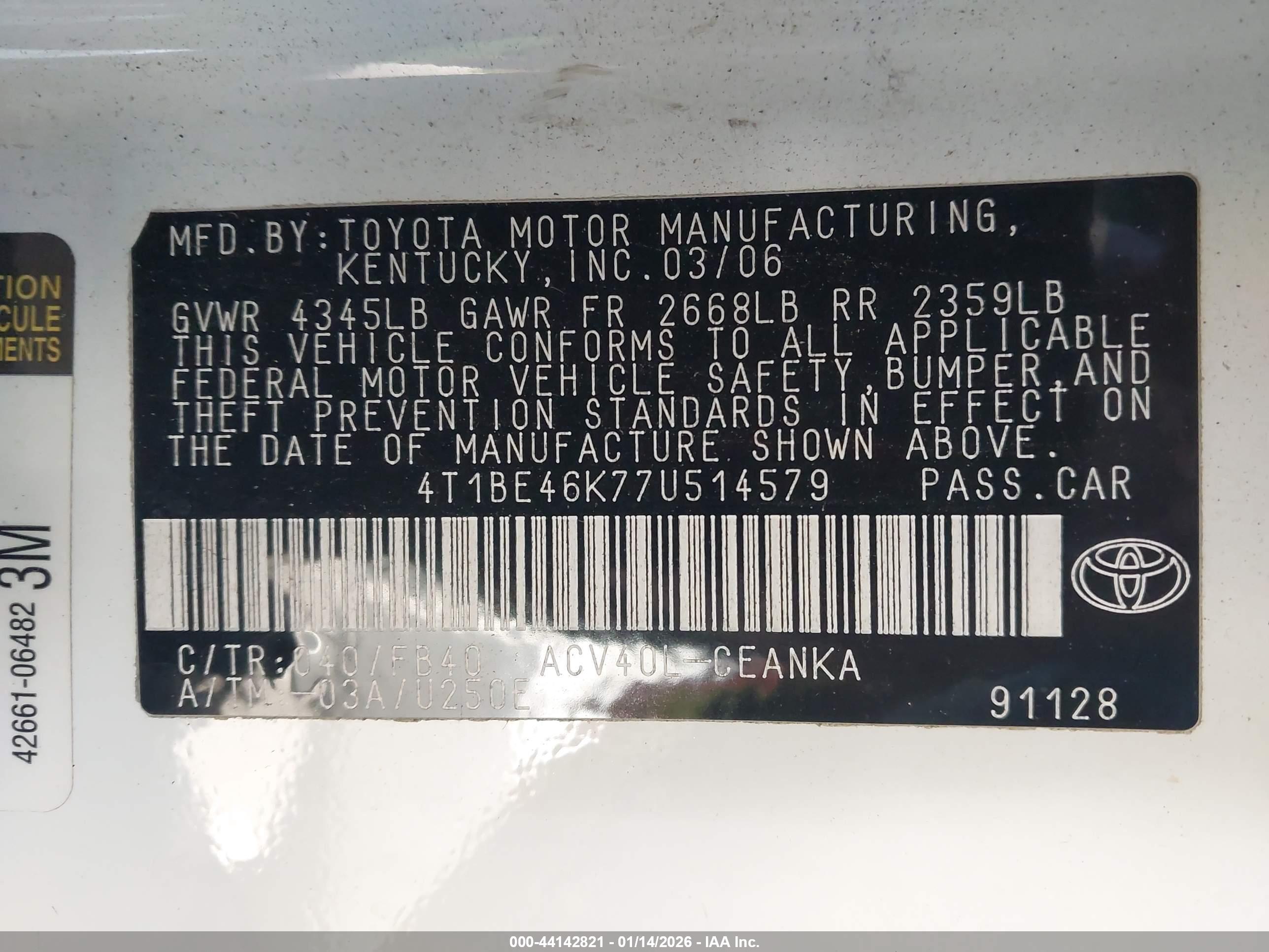 TOYOTA CAMRY image 9