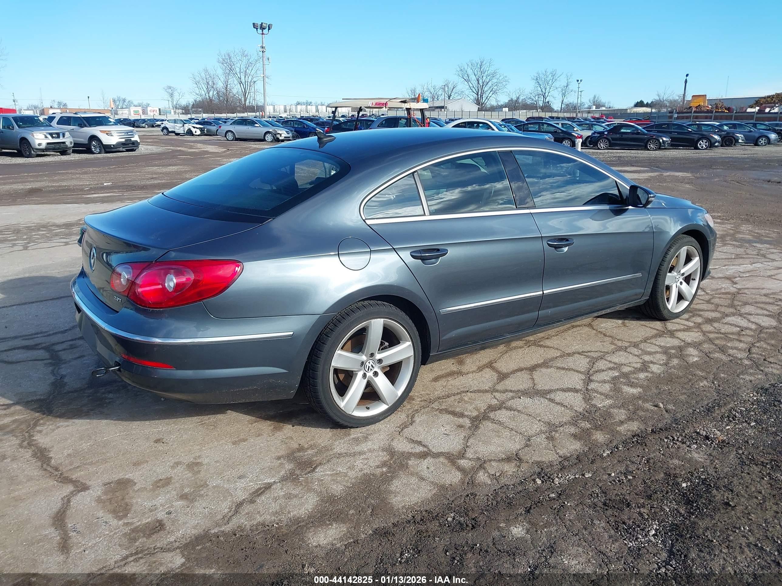 VOLKSWAGEN CC image 4