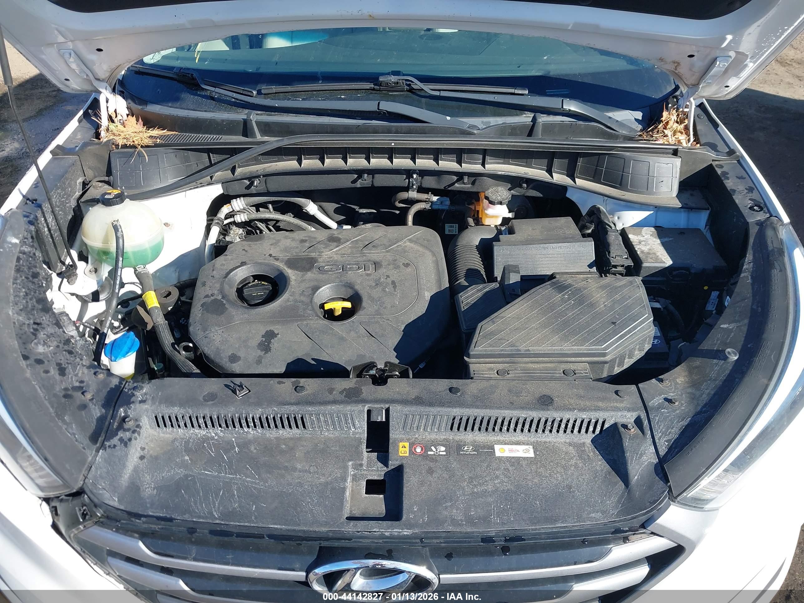 HYUNDAI TUCSON image 10