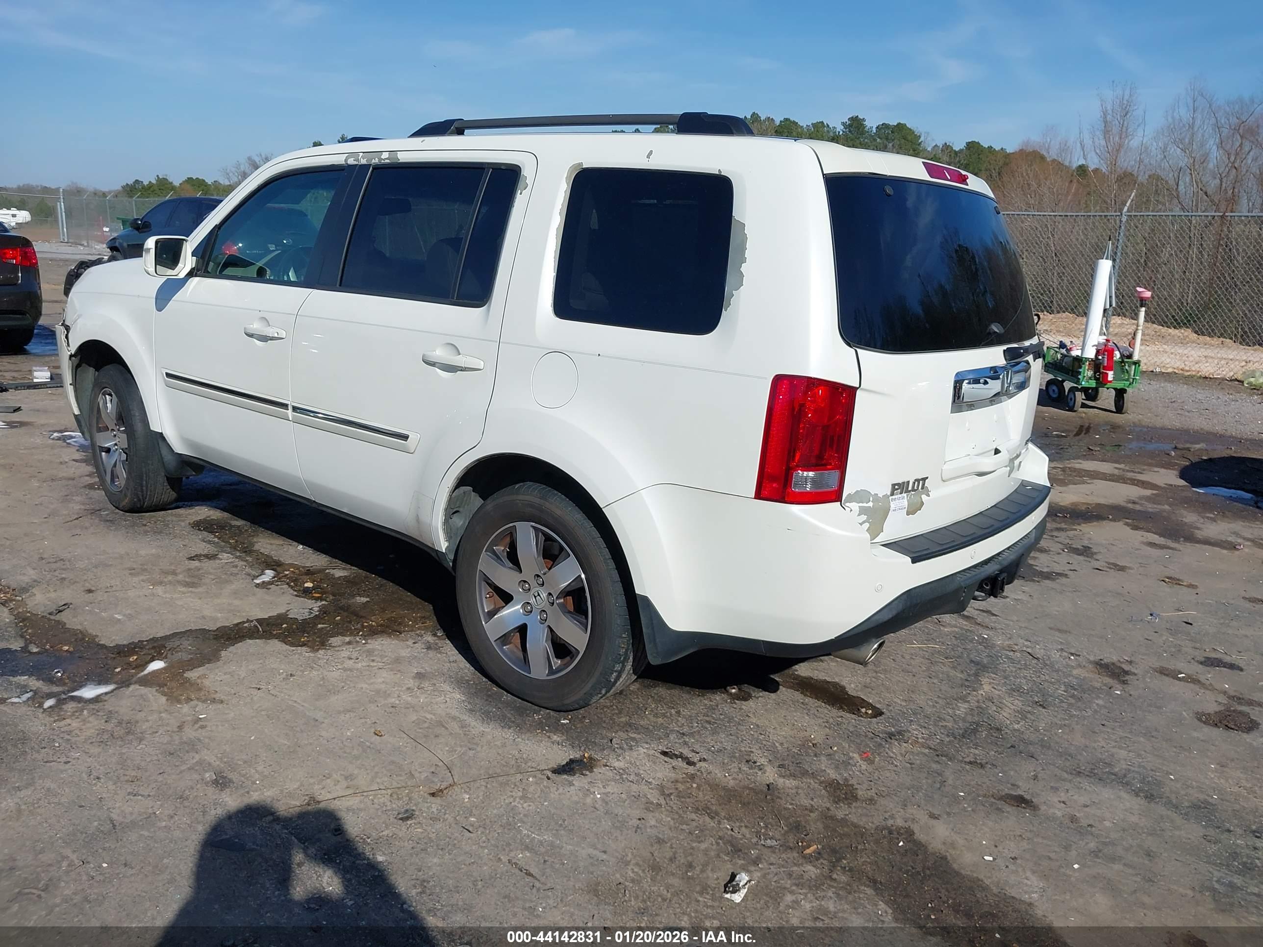 HONDA PILOT image 3