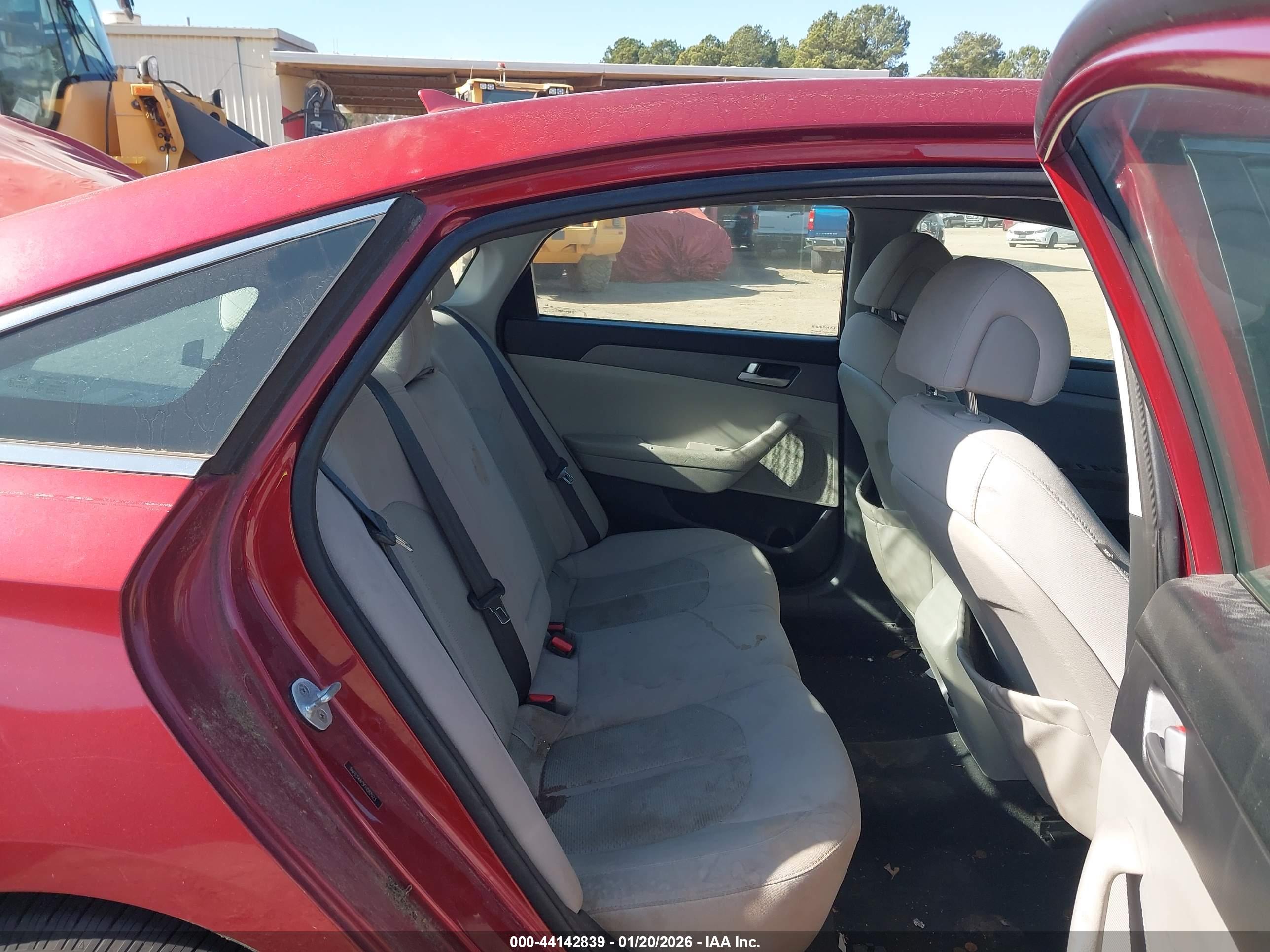 HYUNDAI SONATA image 8