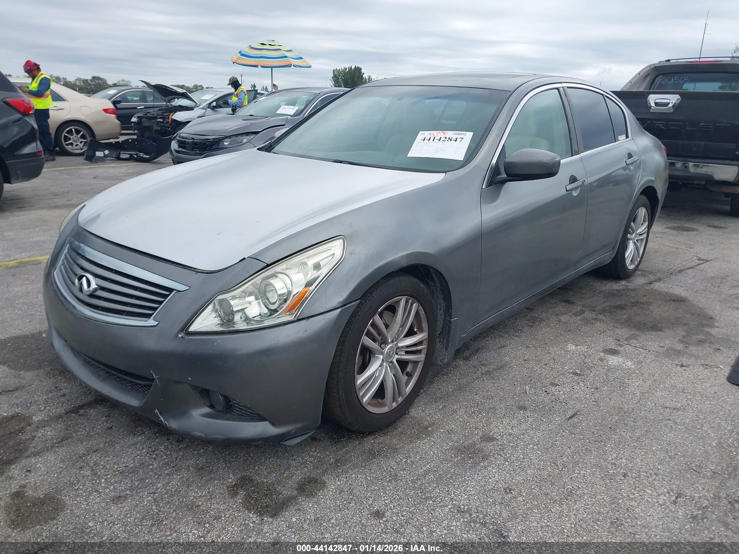 INFINITI G37X image 2