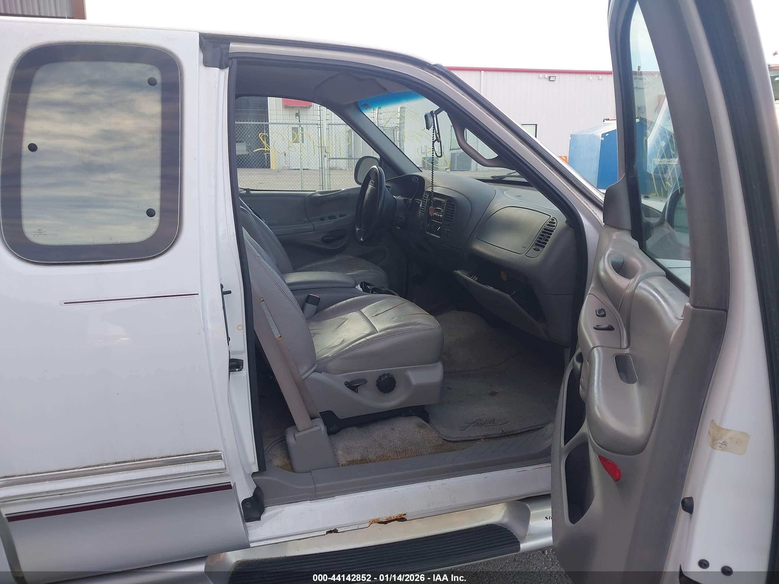 FORD F-150 image 5