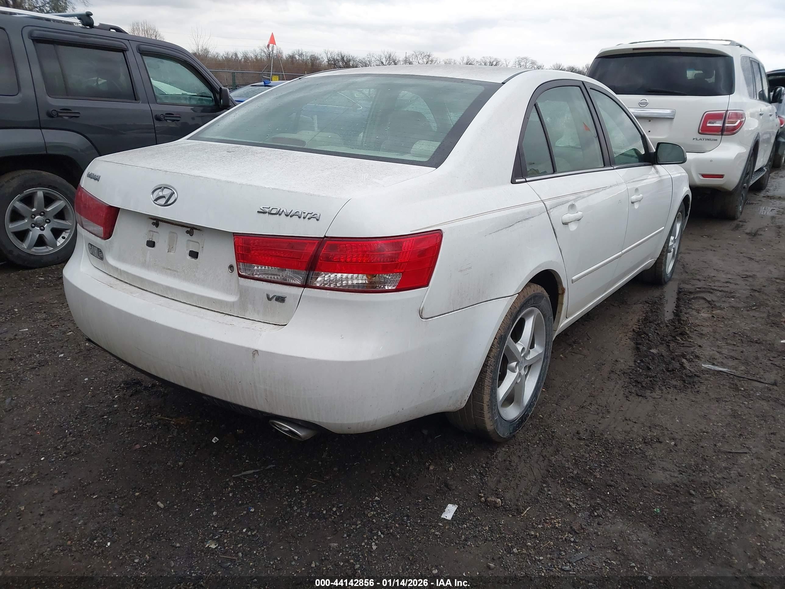 HYUNDAI SONATA image 4