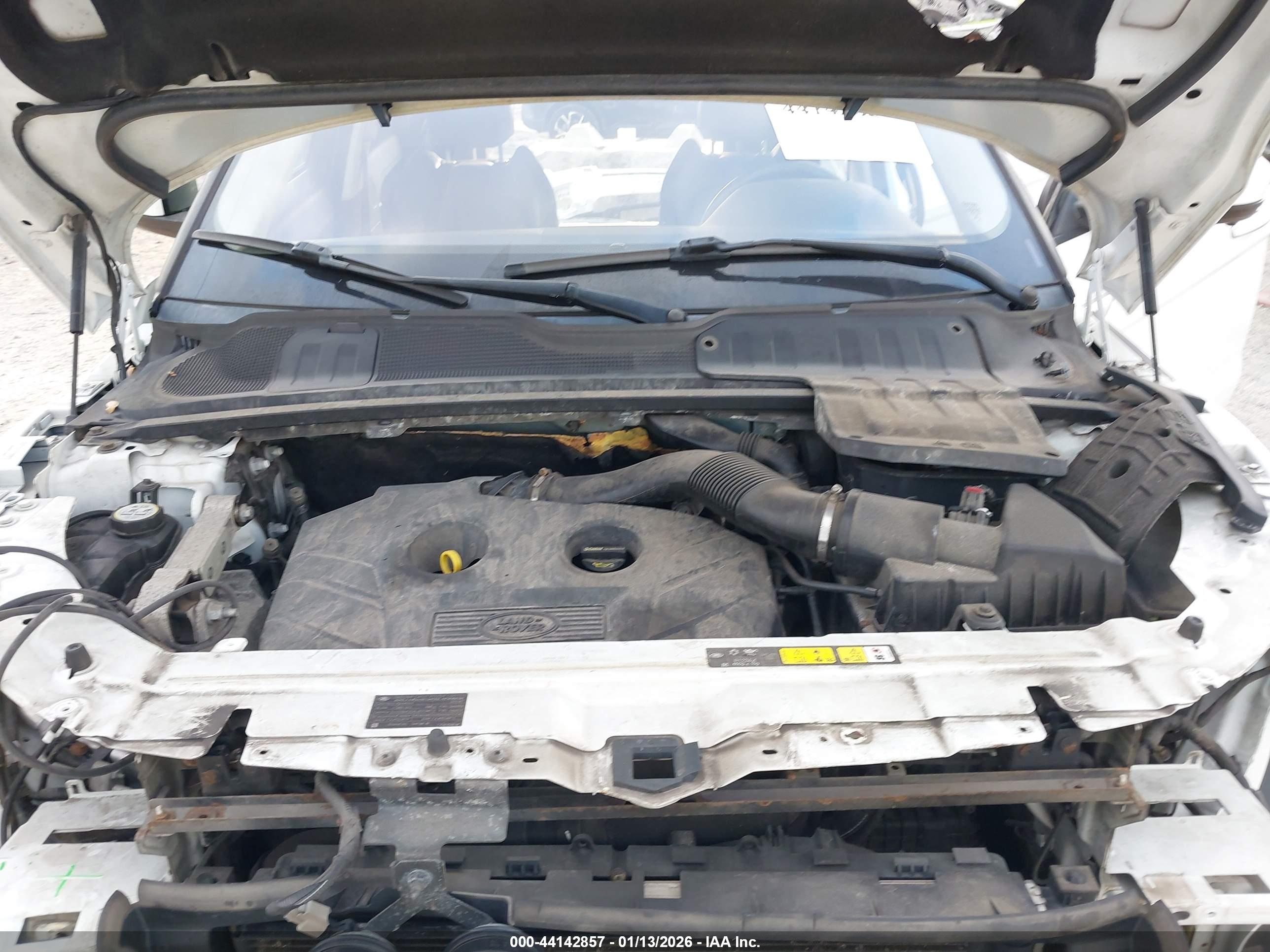 LAND ROVER image 10