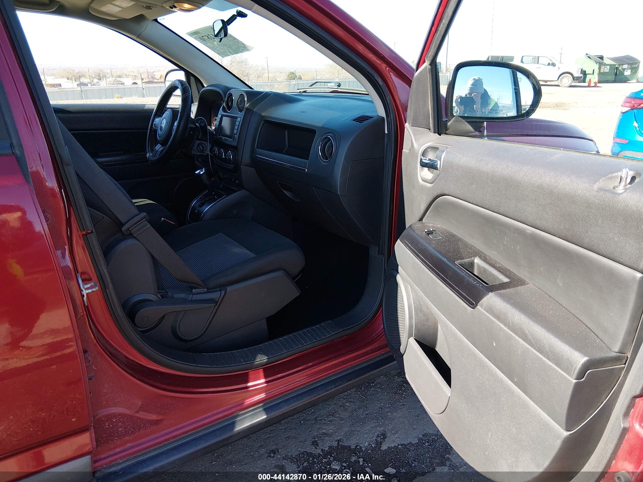 JEEP COMPASS image 5