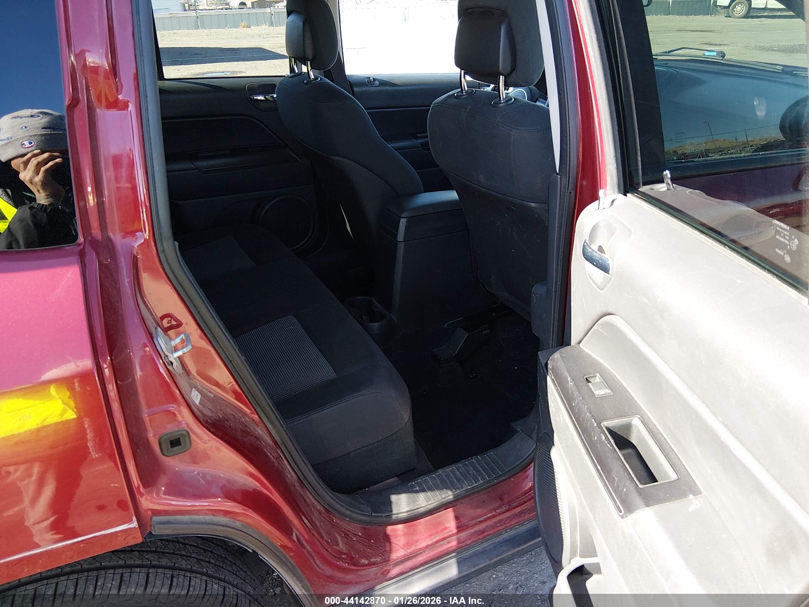 JEEP COMPASS image 8