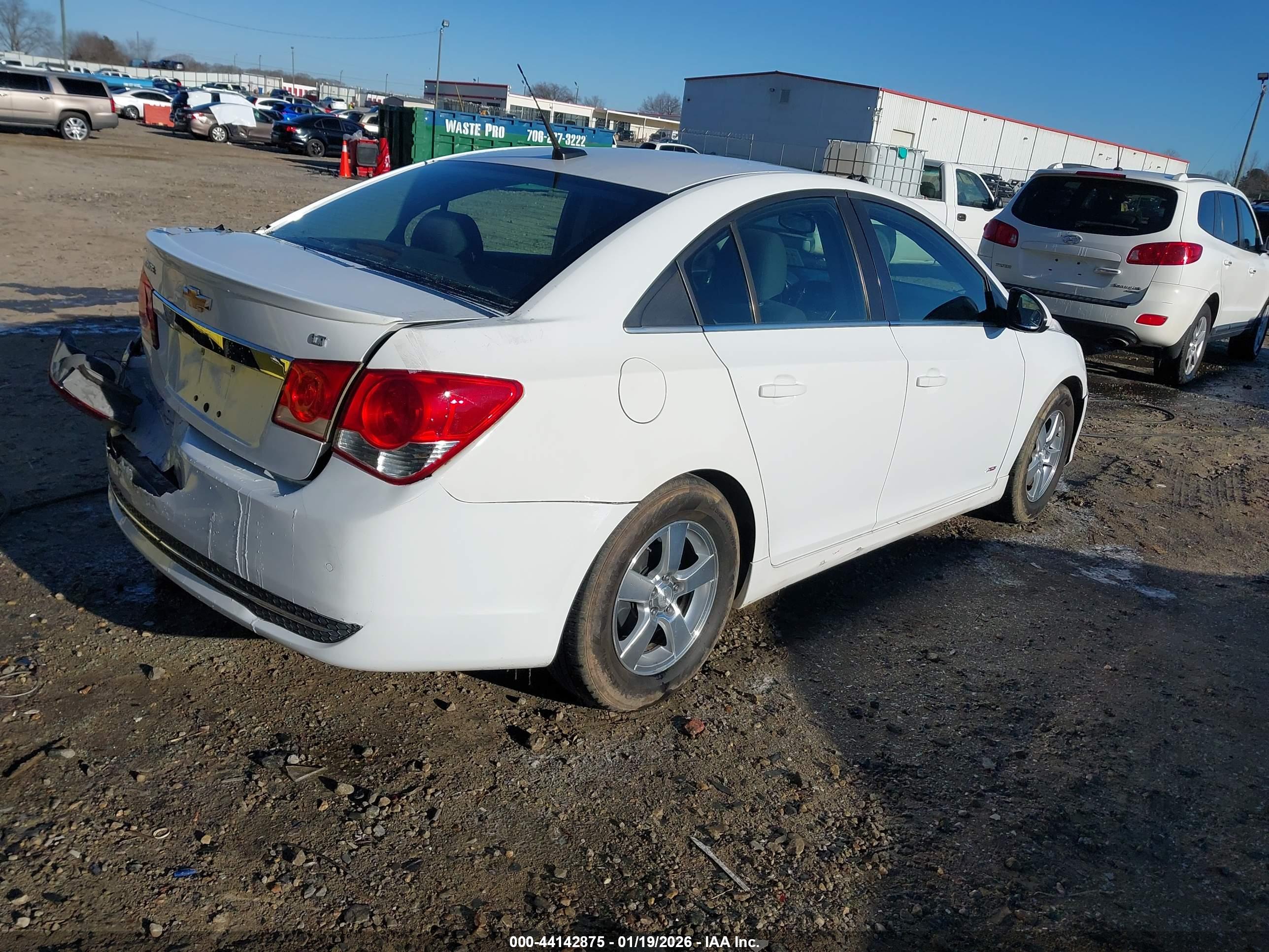 CHEVROLET CRUZE image 4