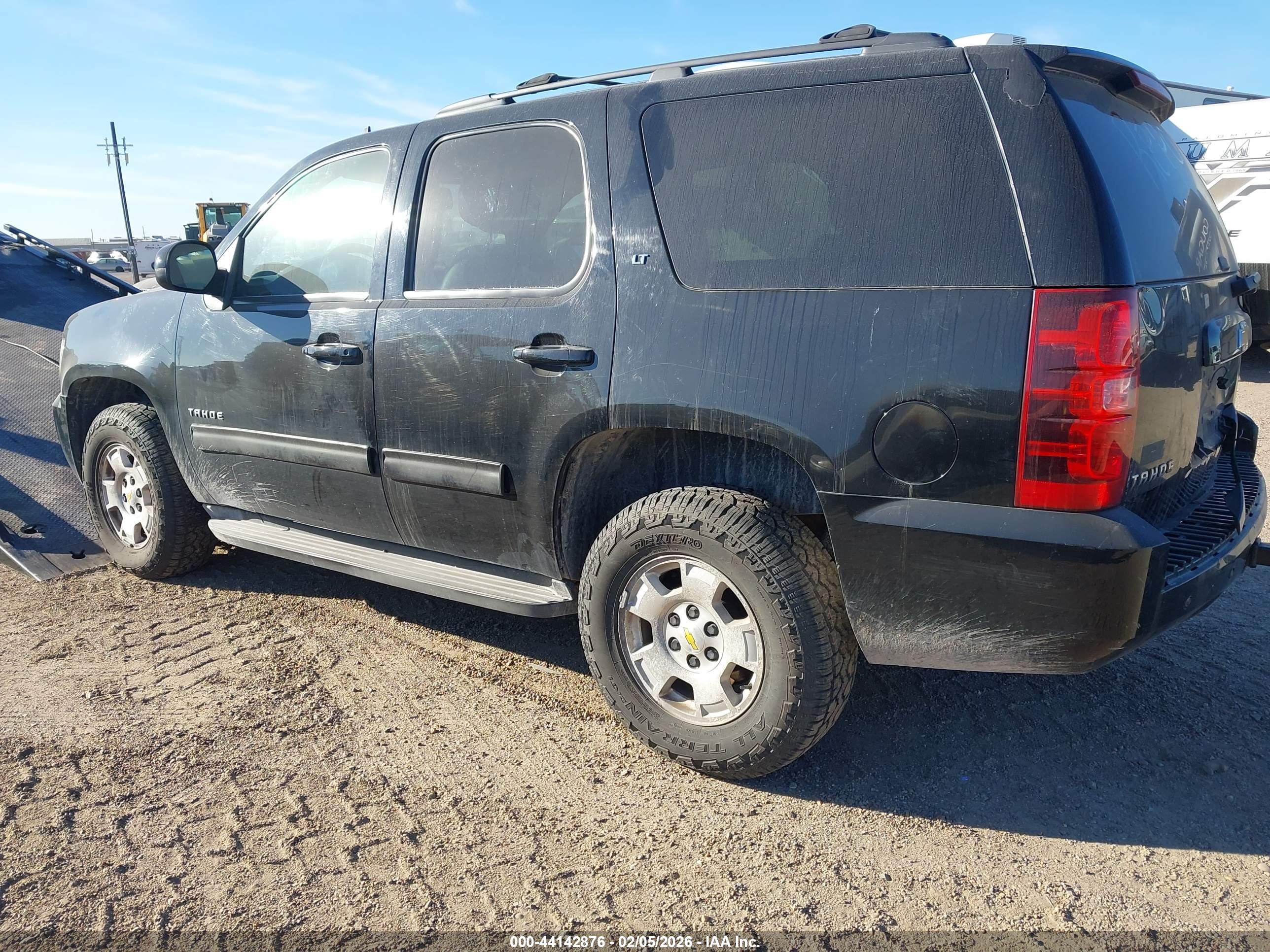 CHEVROLET TAHOE image 3