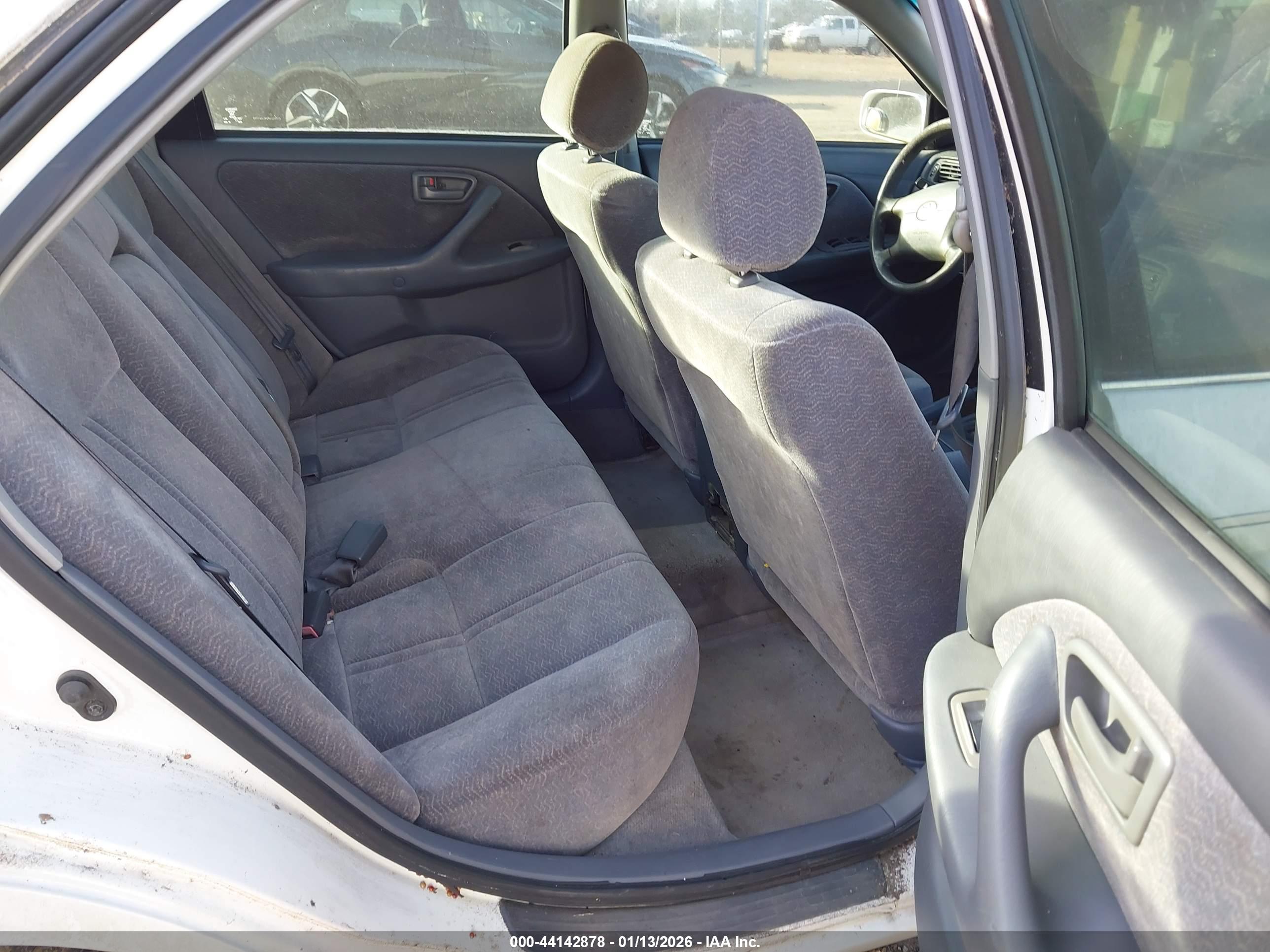 TOYOTA CAMRY image 8