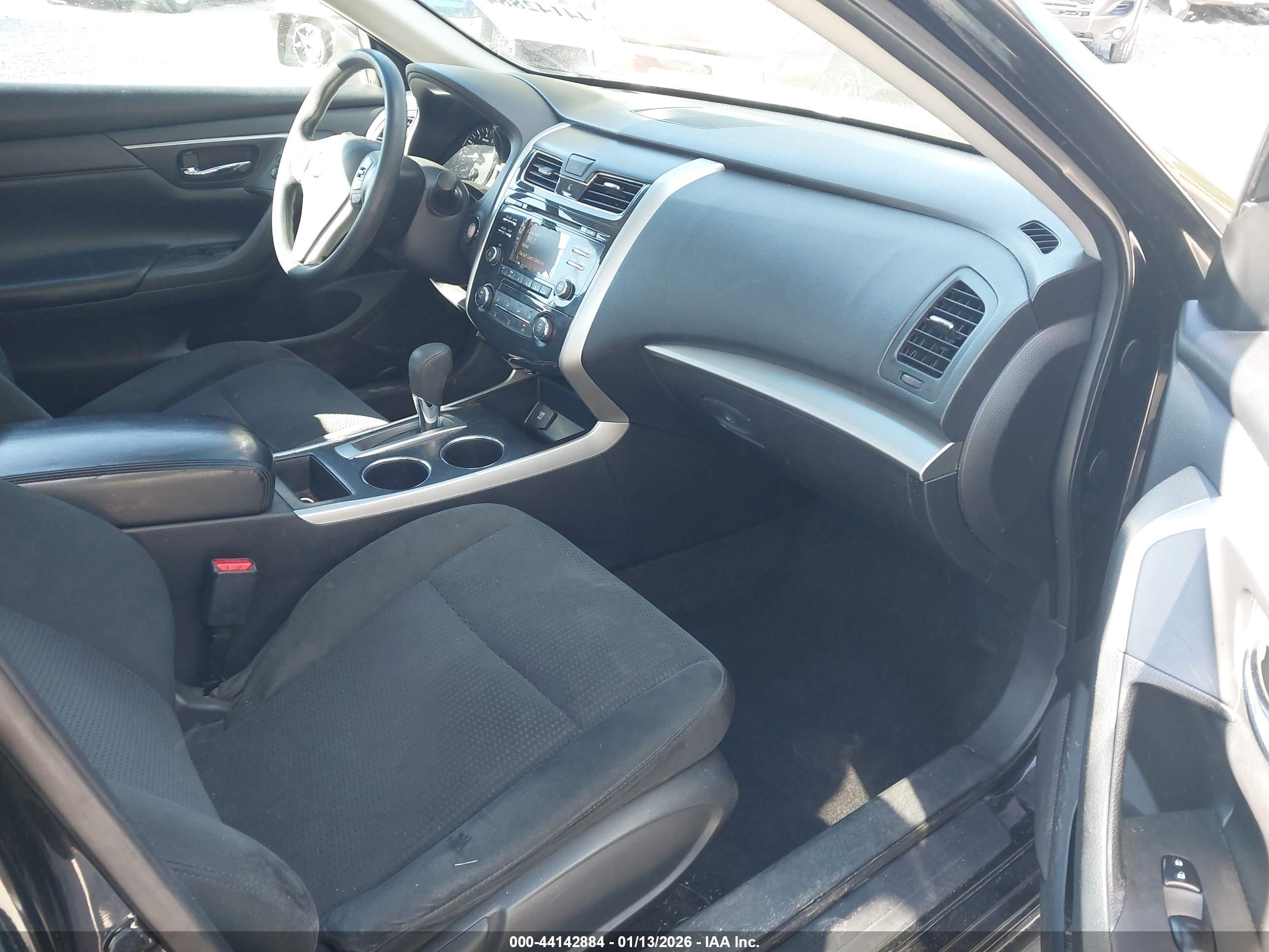 NISSAN ALTIMA image 5