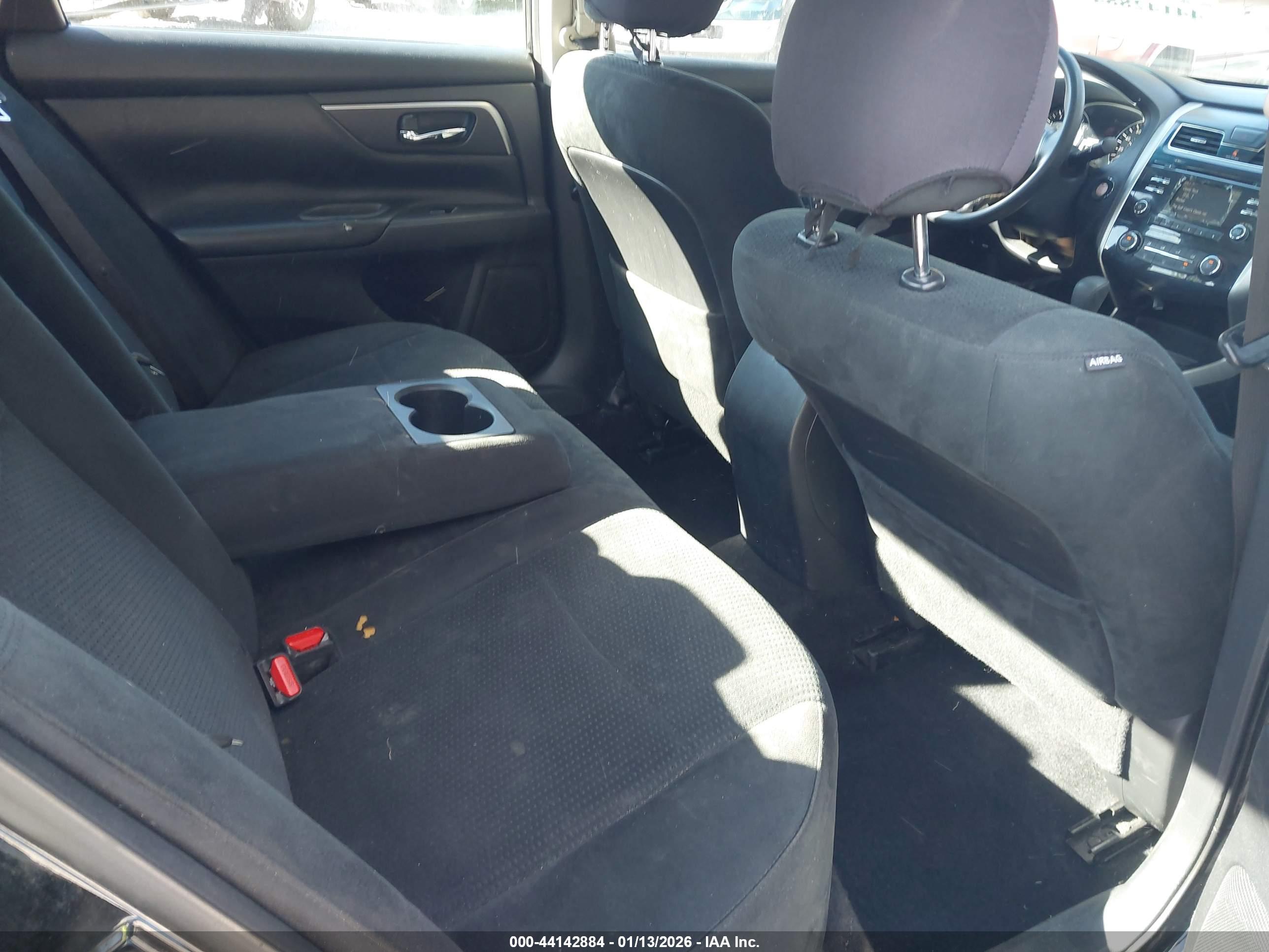 NISSAN ALTIMA image 8