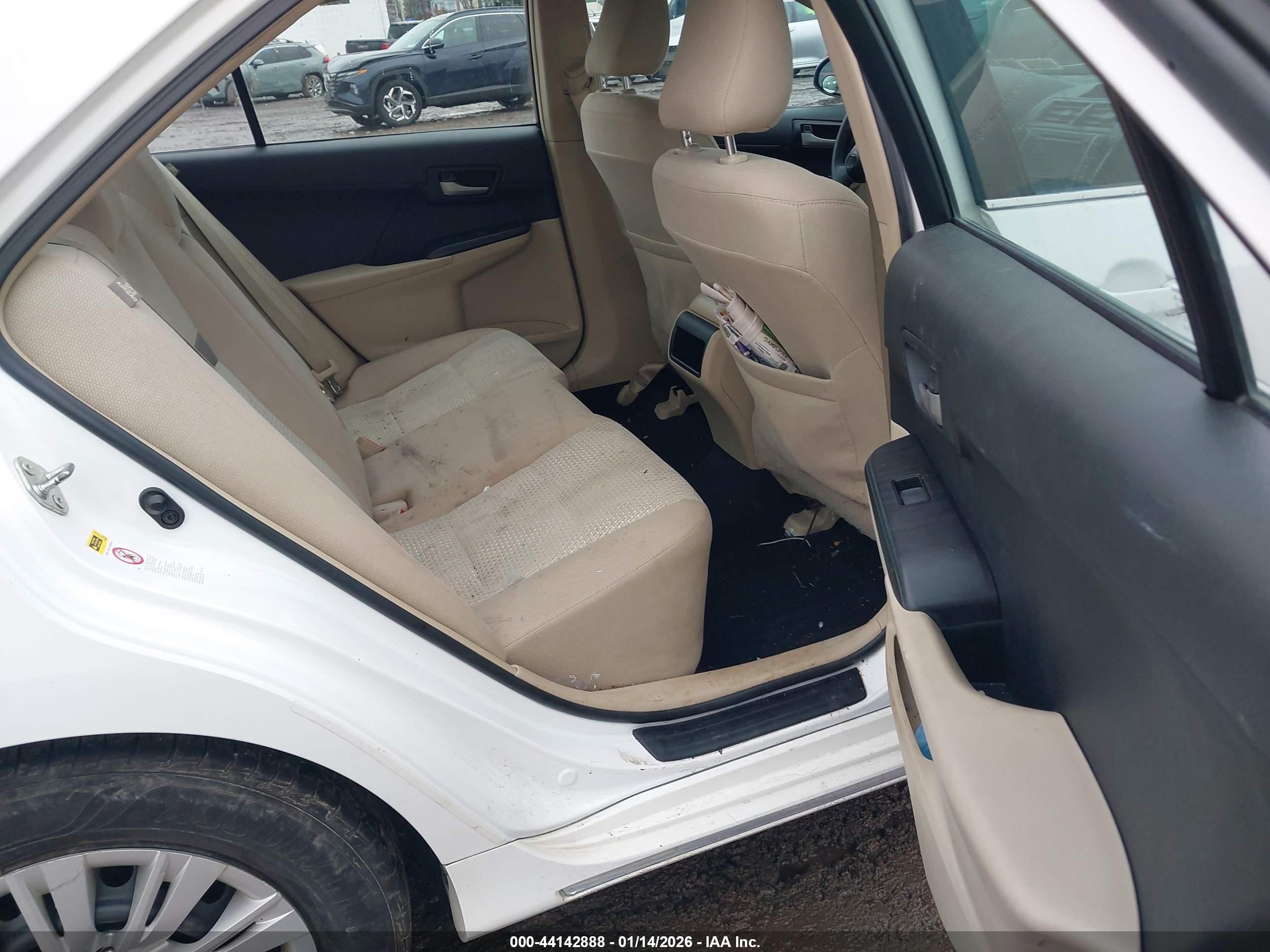 TOYOTA CAMRY image 8