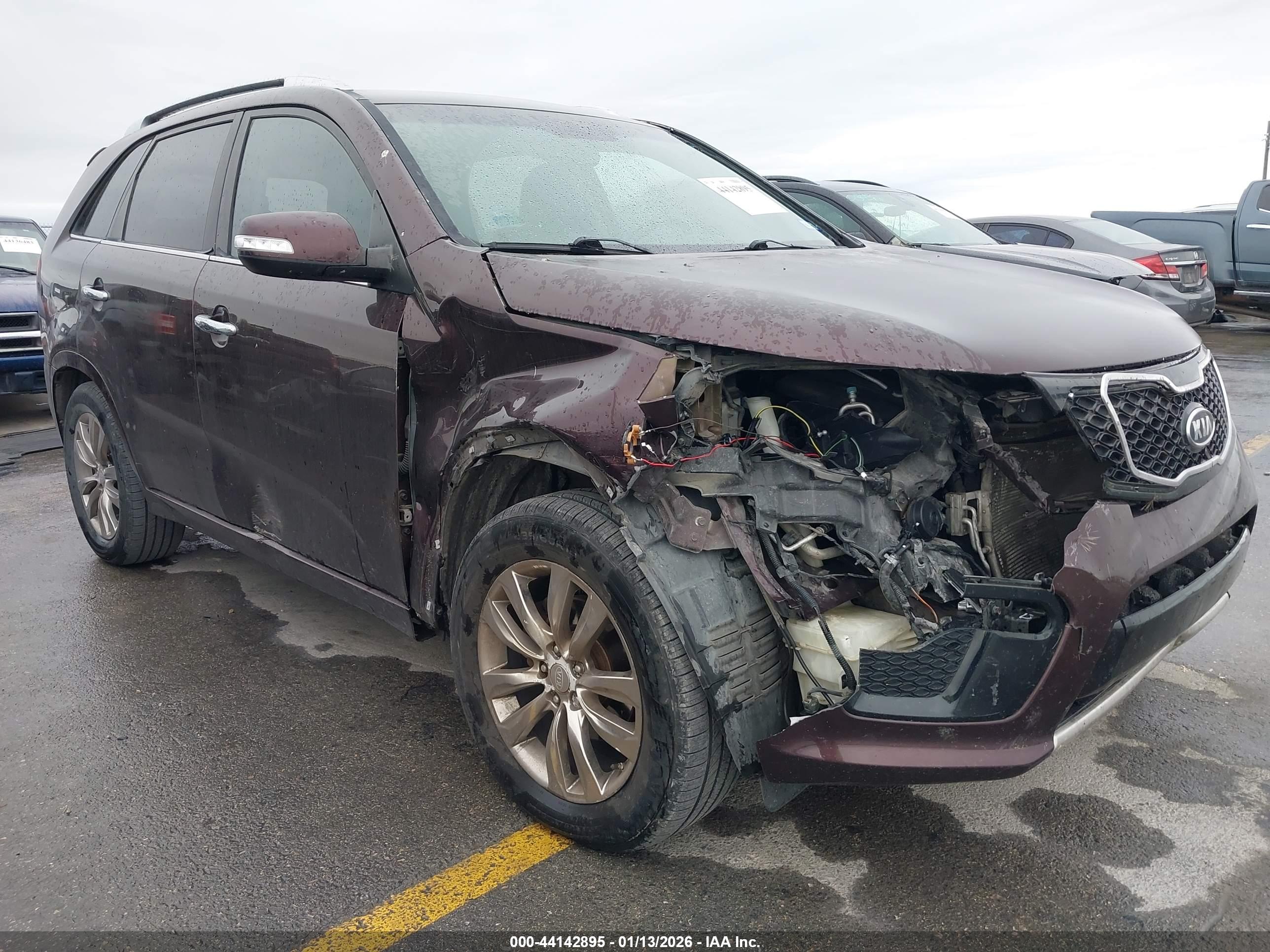KIA SORENTO image 6