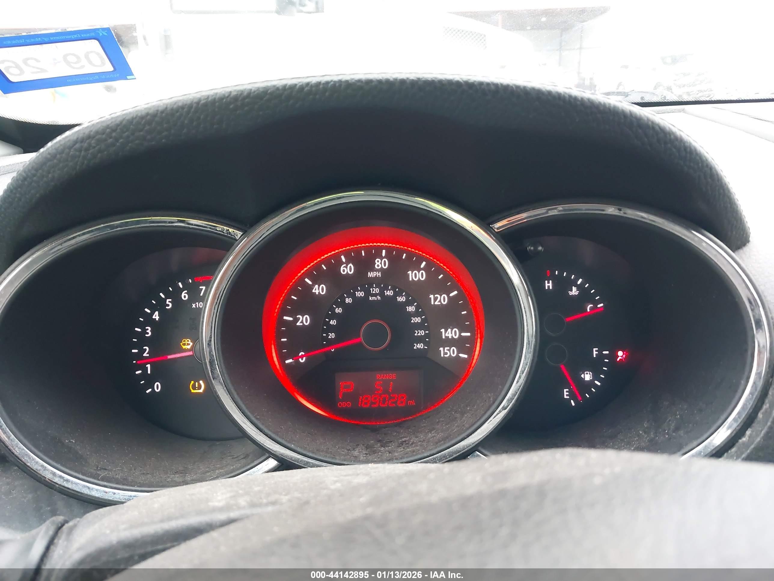 KIA SORENTO image 7