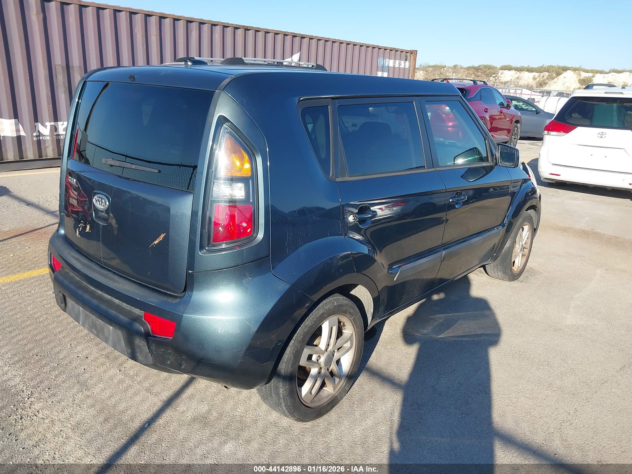 KIA SOUL image 4