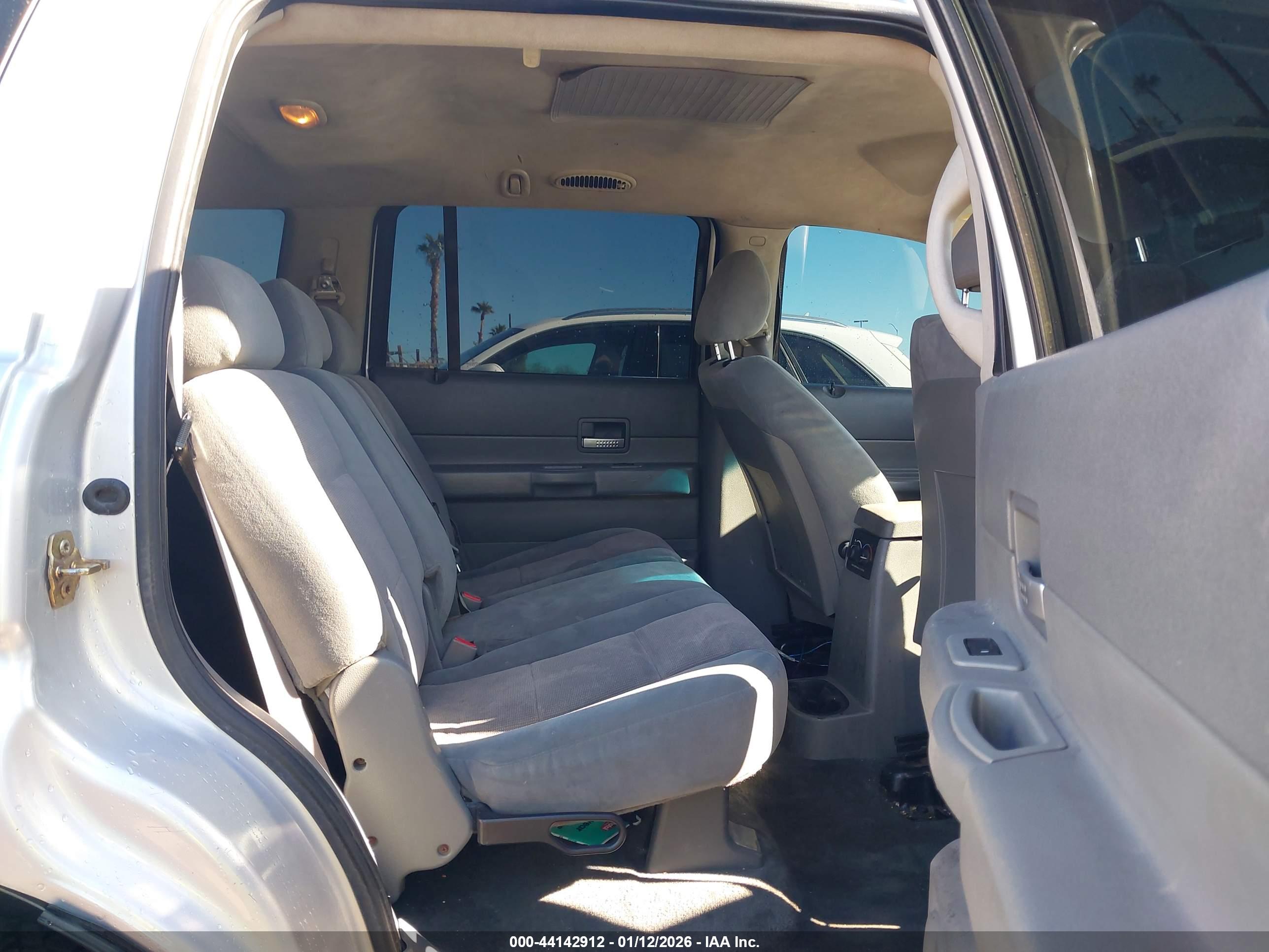DODGE DURANGO image 8