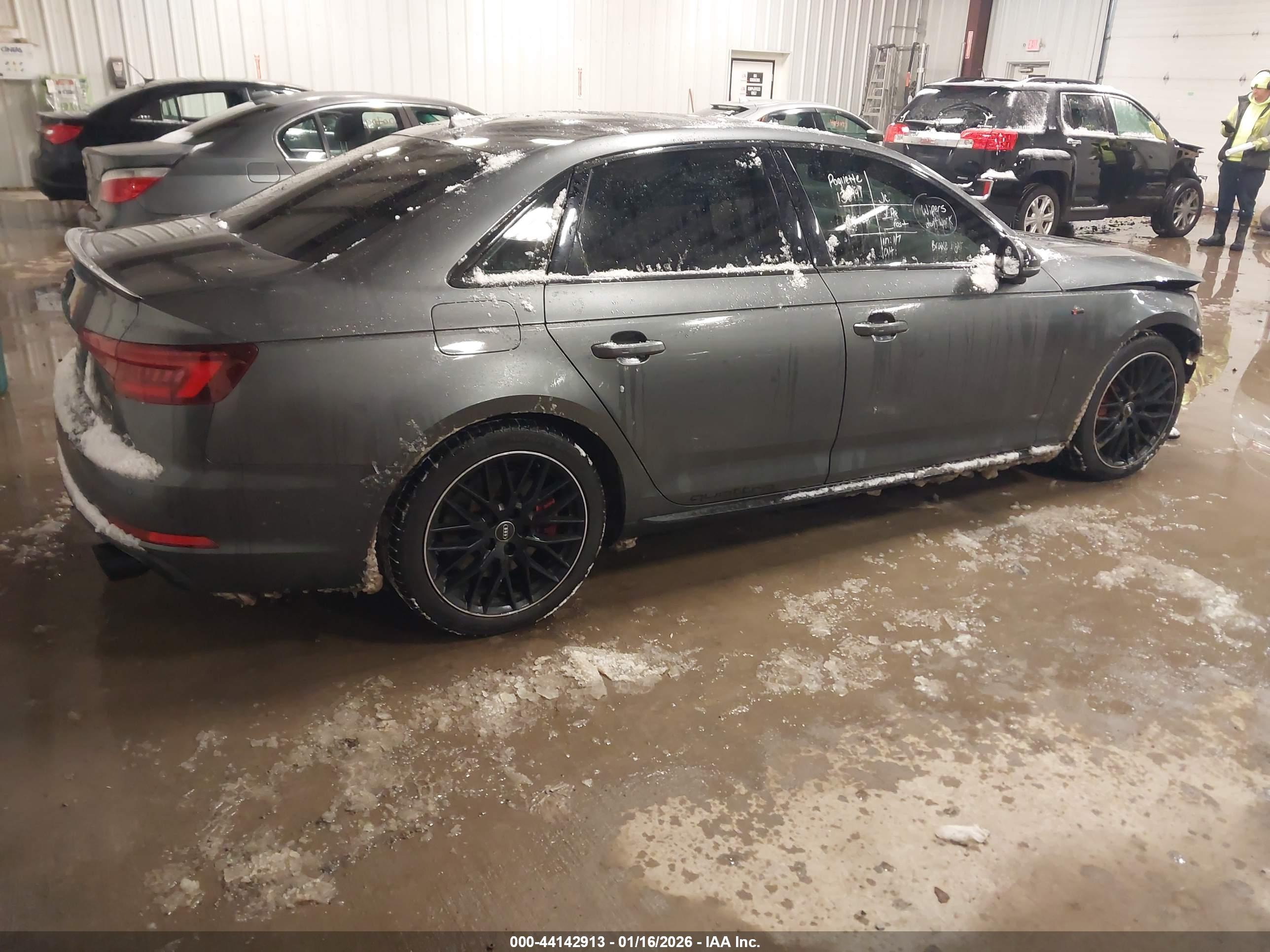 AUDI A4 image 4