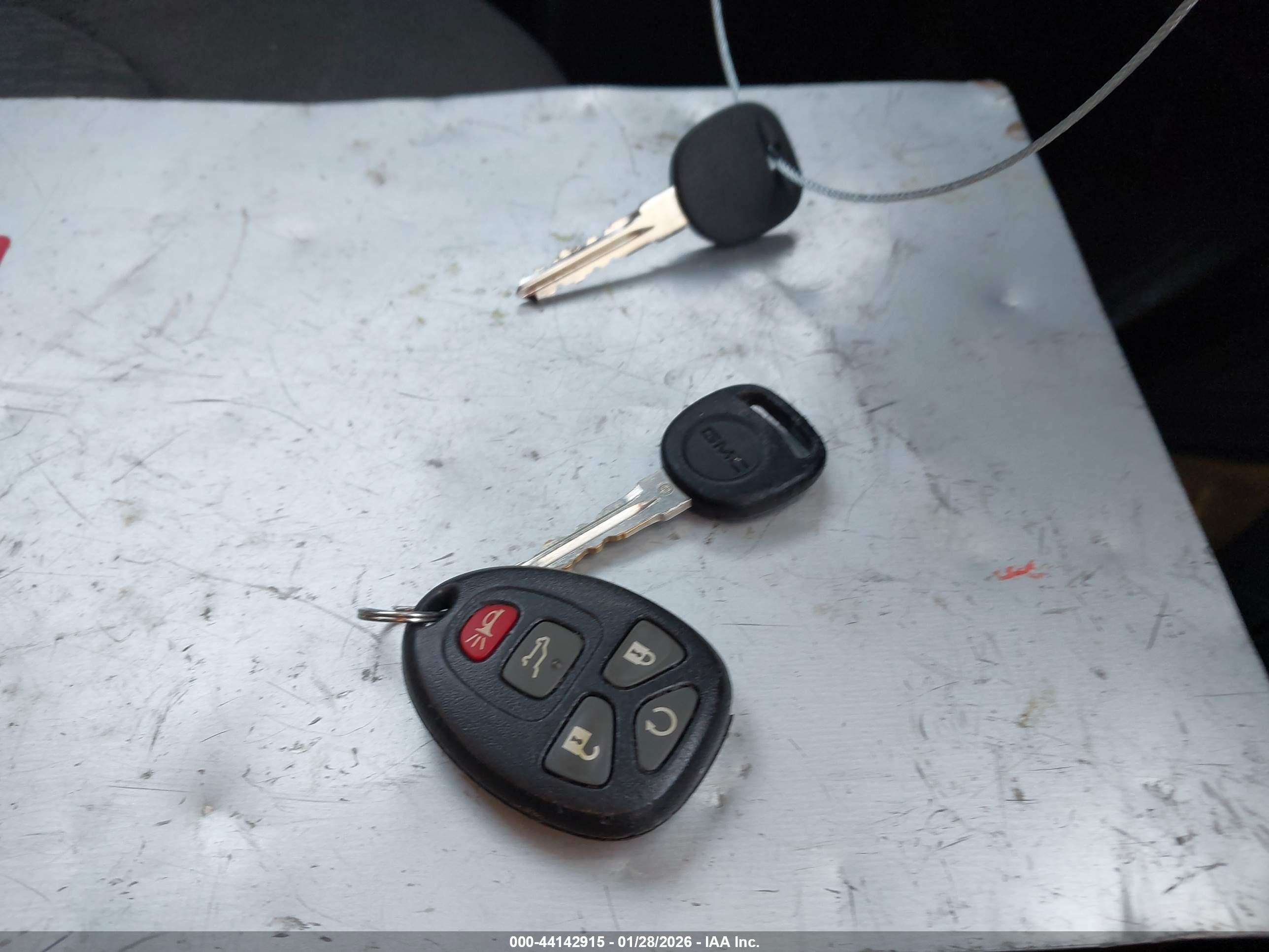 GMC ACADIA image 11
