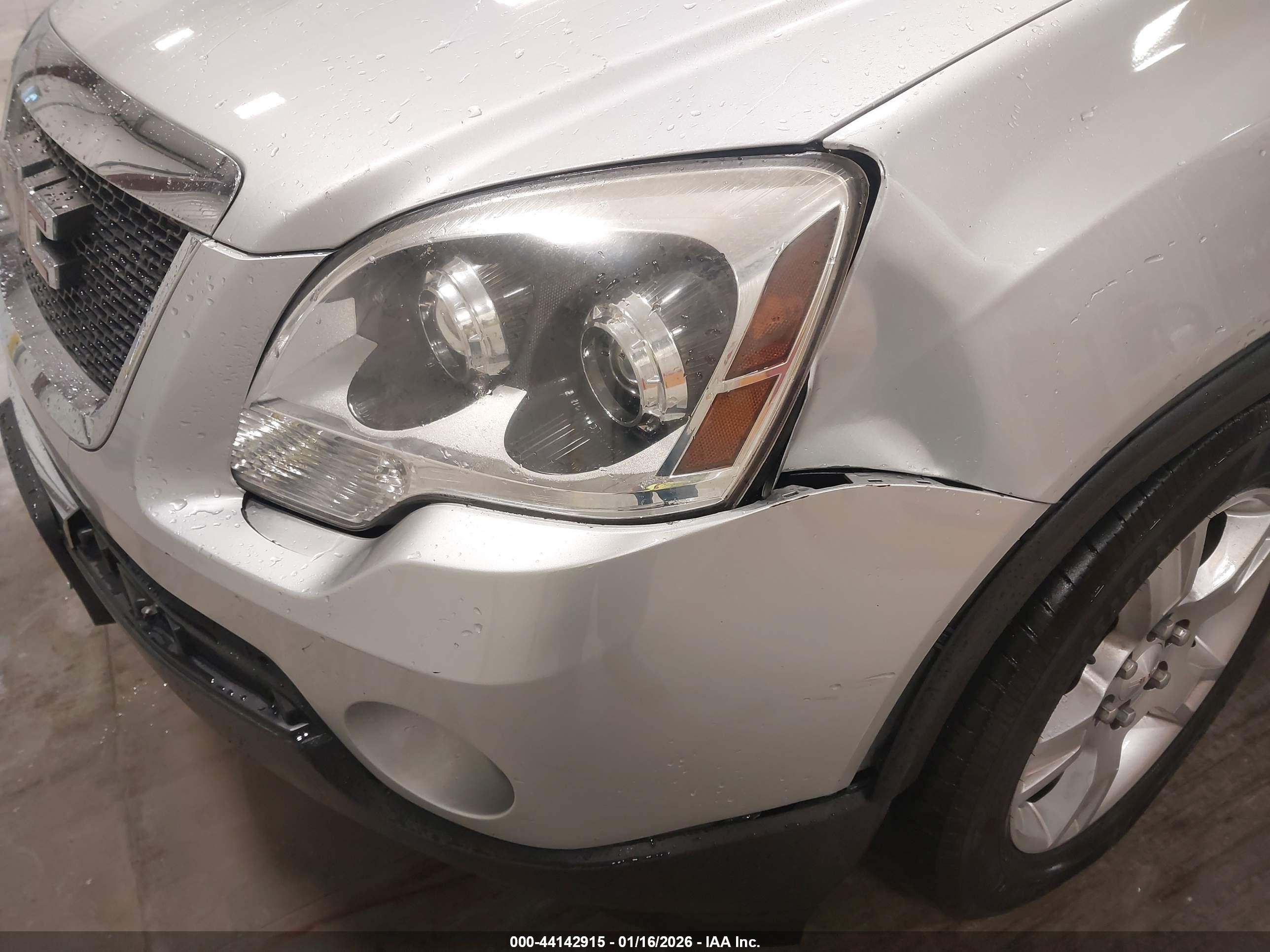 GMC ACADIA image 6