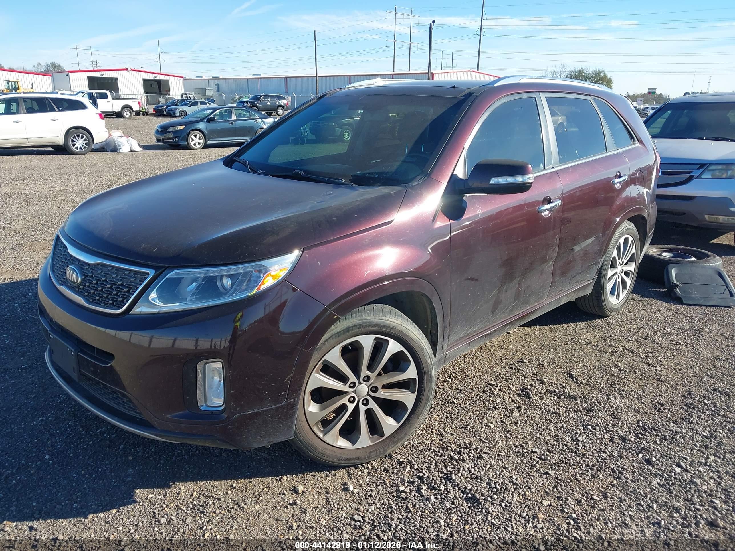 KIA SORENTO image 2