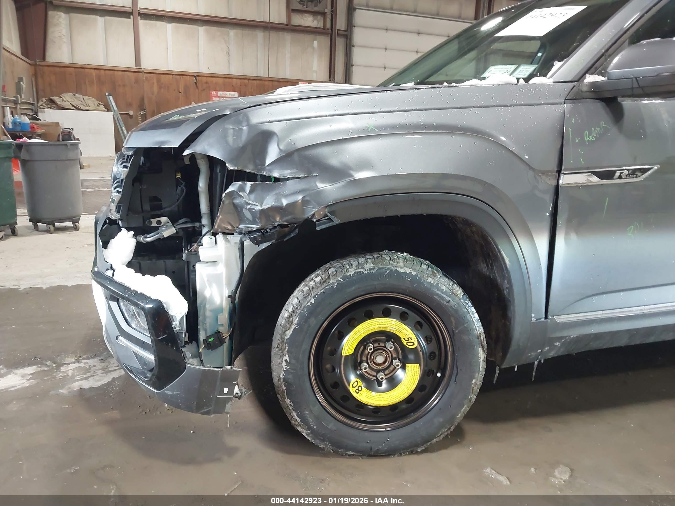 VOLKSWAGEN ATLAS image 6
