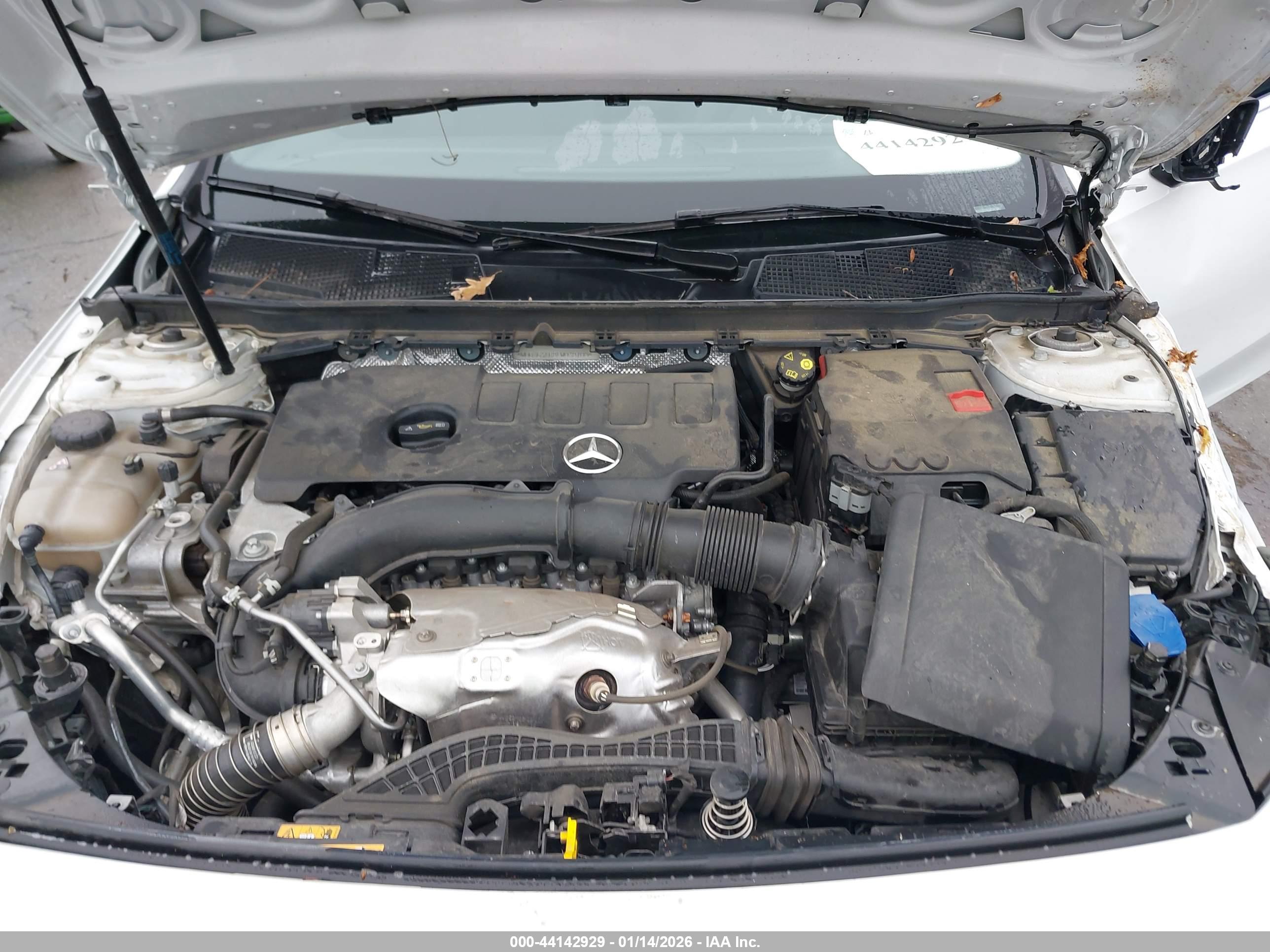 MERCEDES-BENZ A image 10