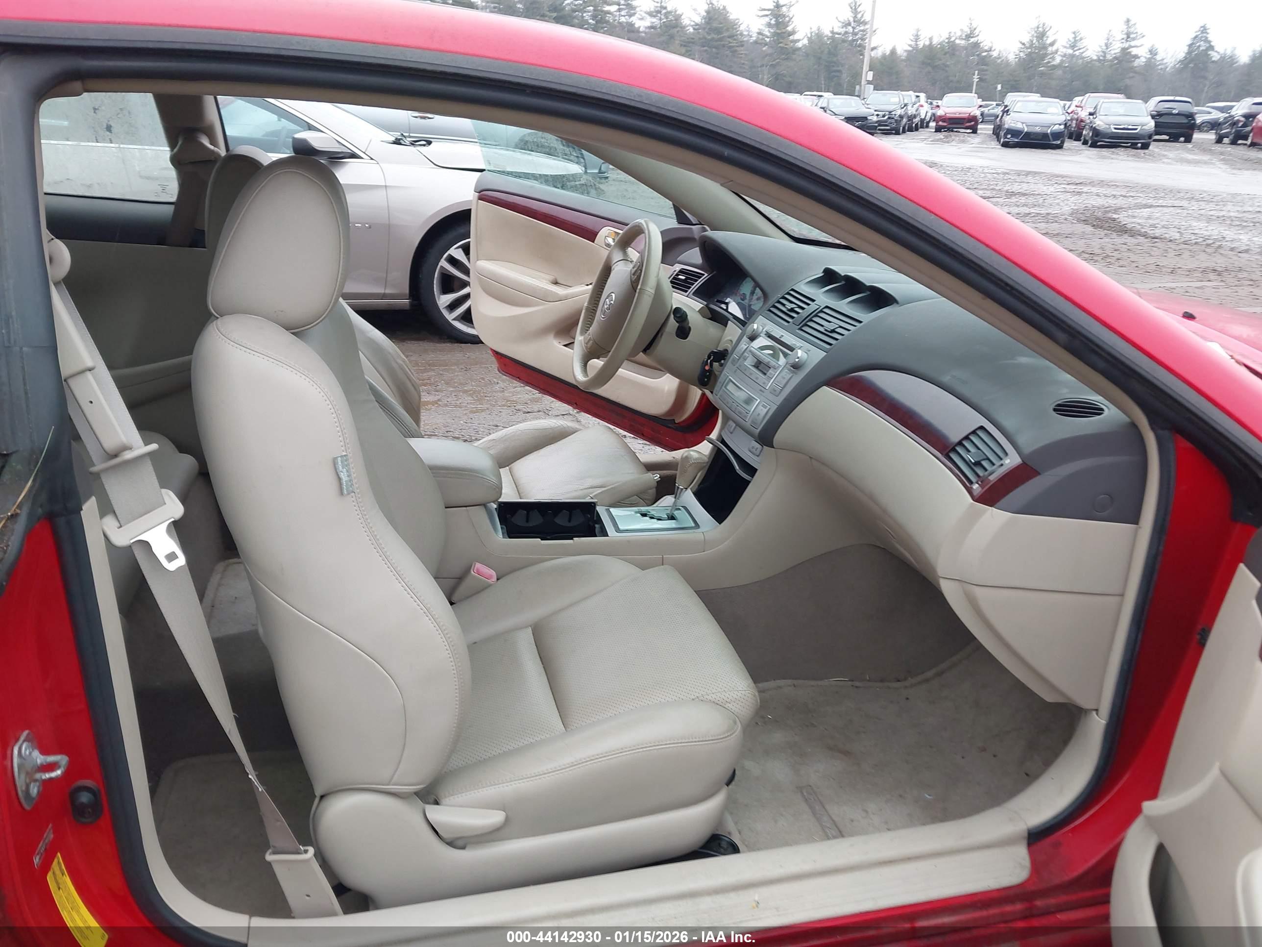 TOYOTA CAMRY image 5