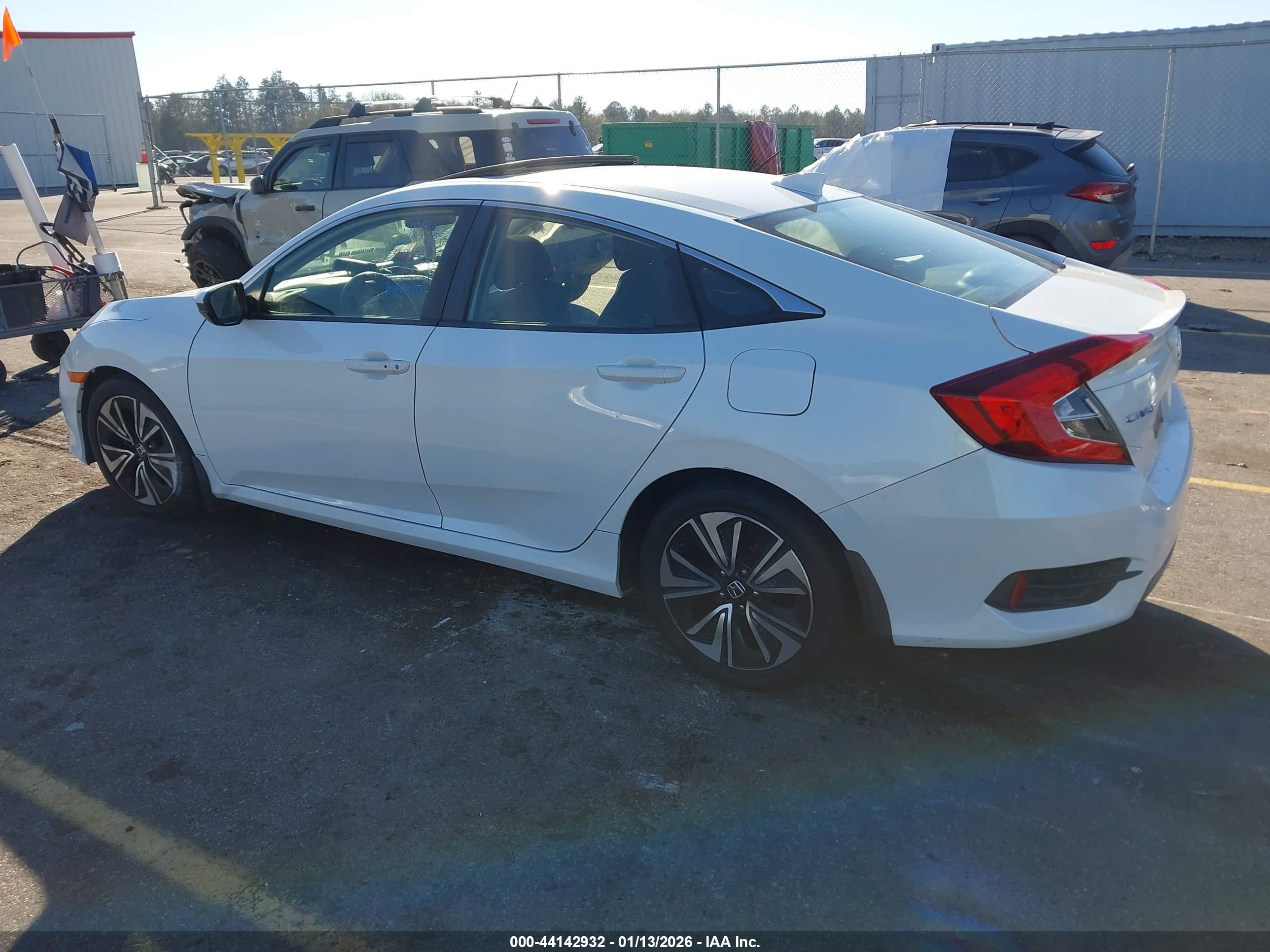 HONDA CIVIC image 3