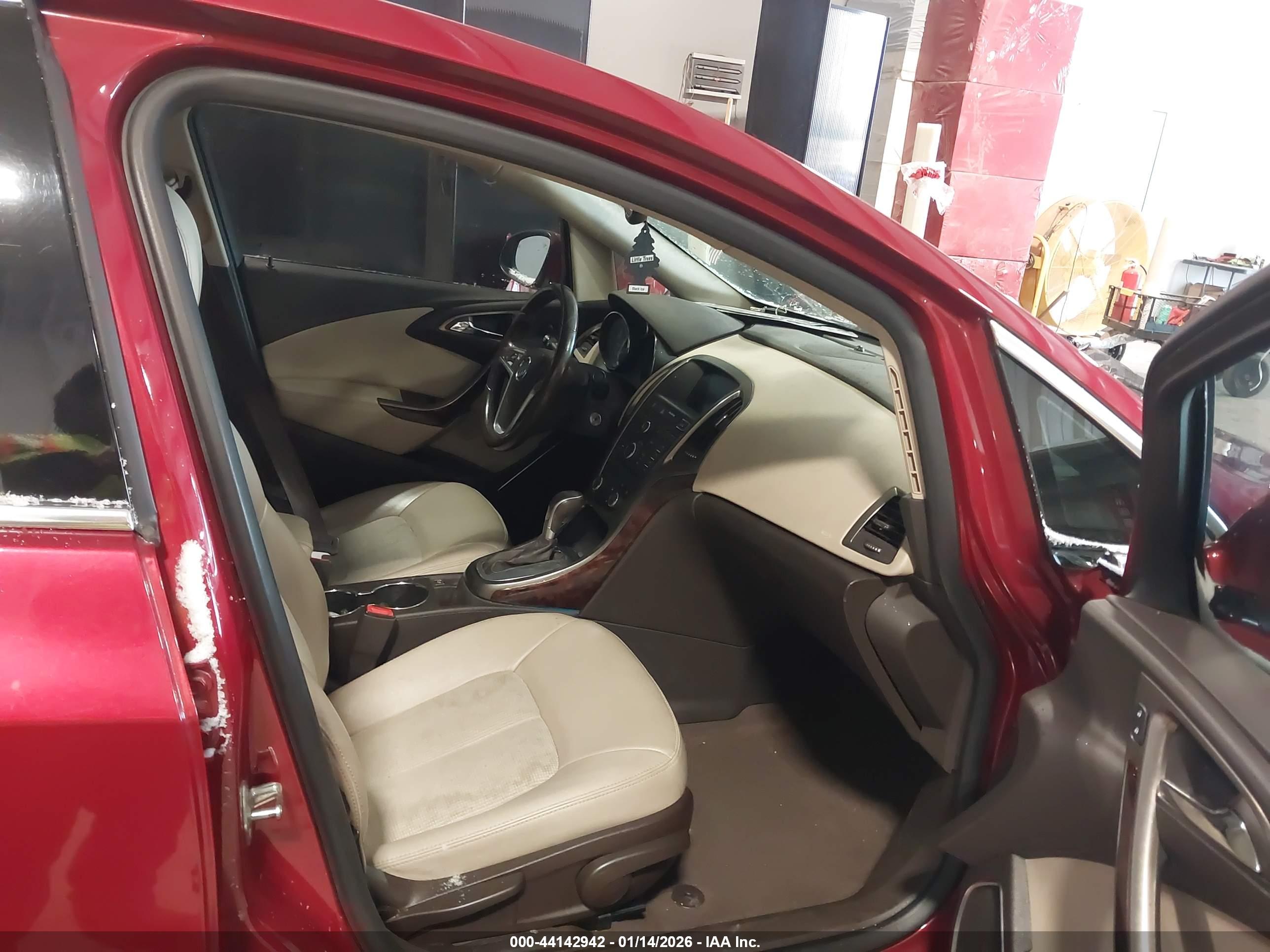 BUICK VERANO image 5