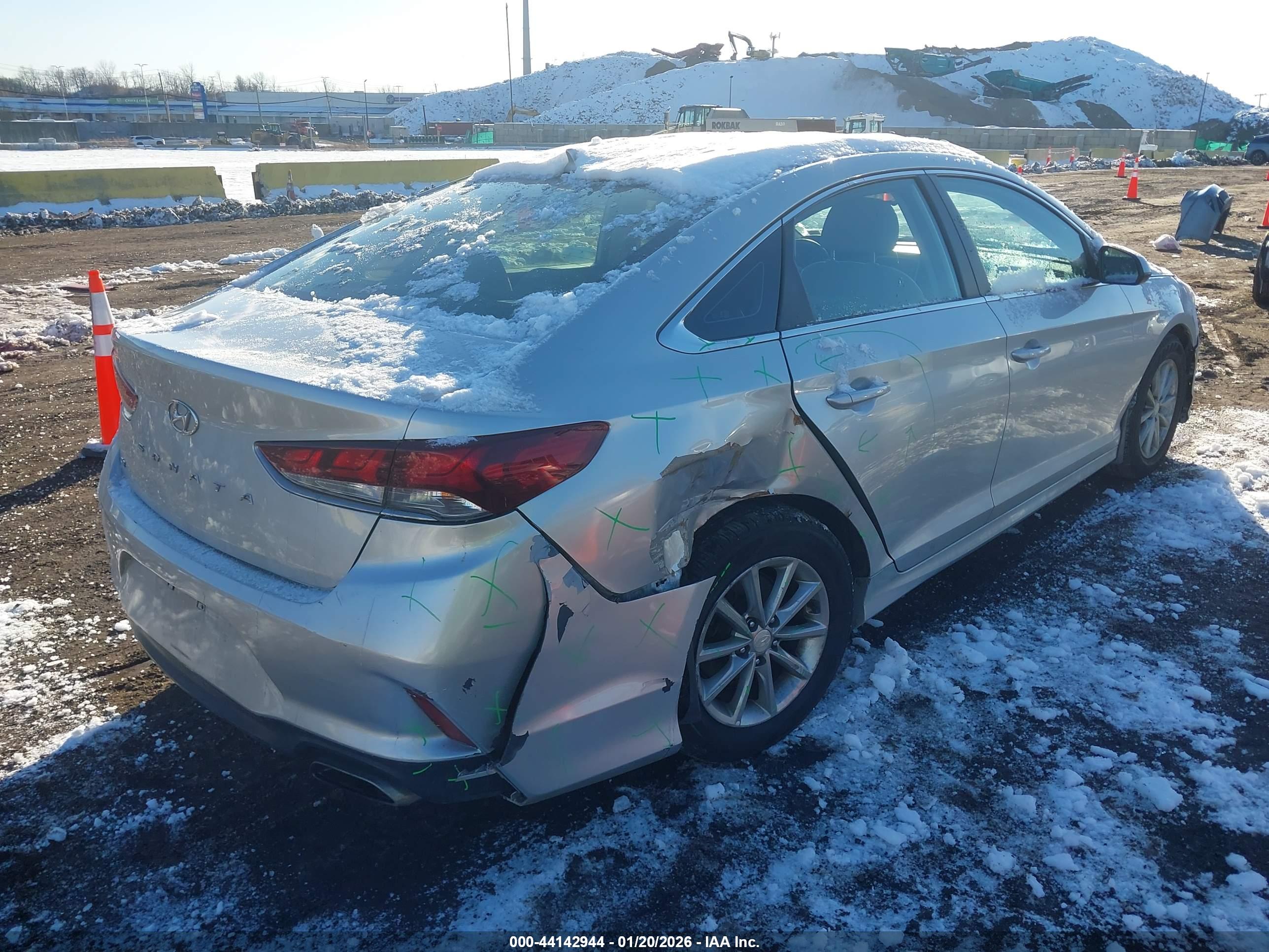 HYUNDAI SONATA image 6