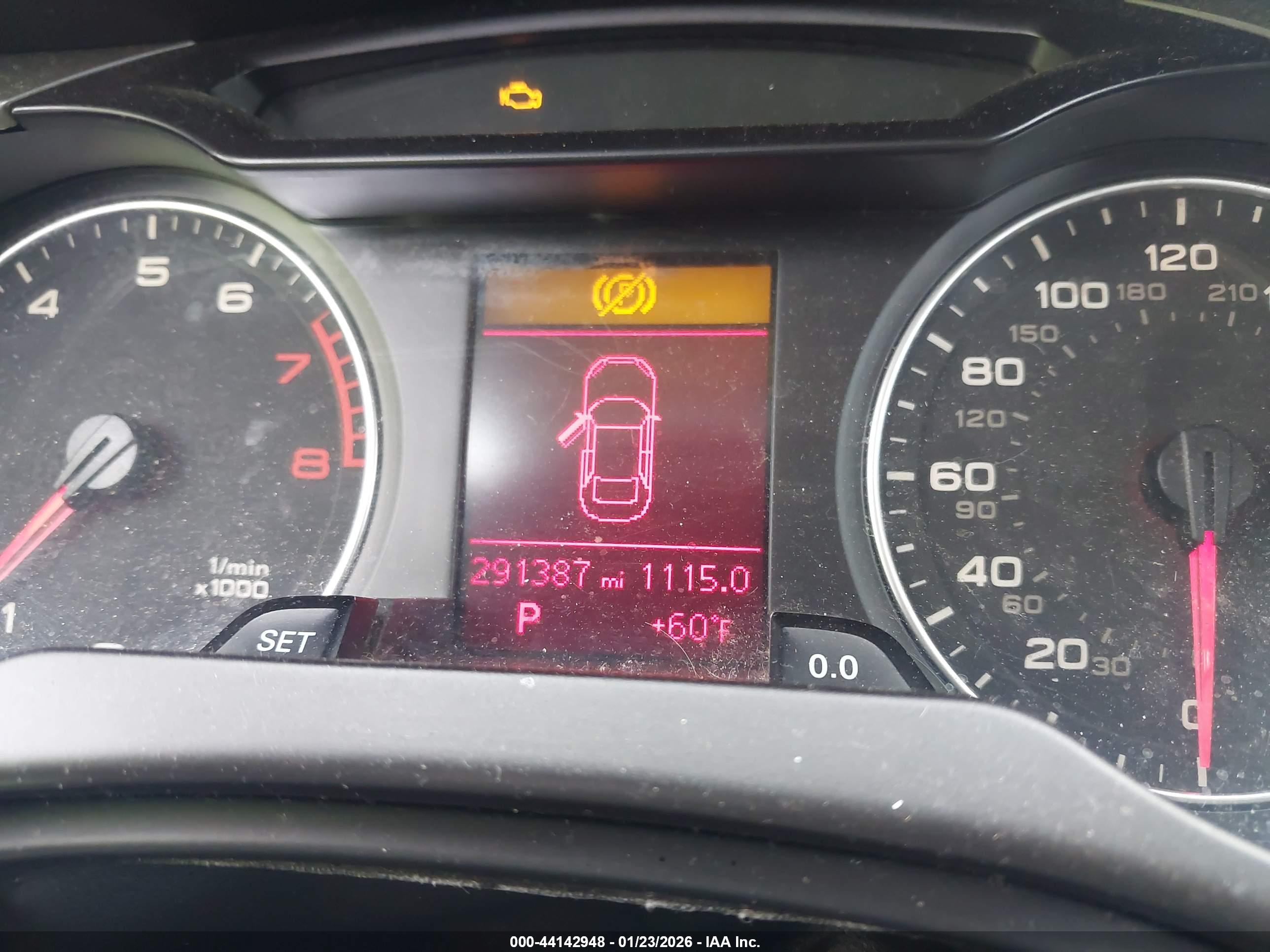 AUDI A4 image 7