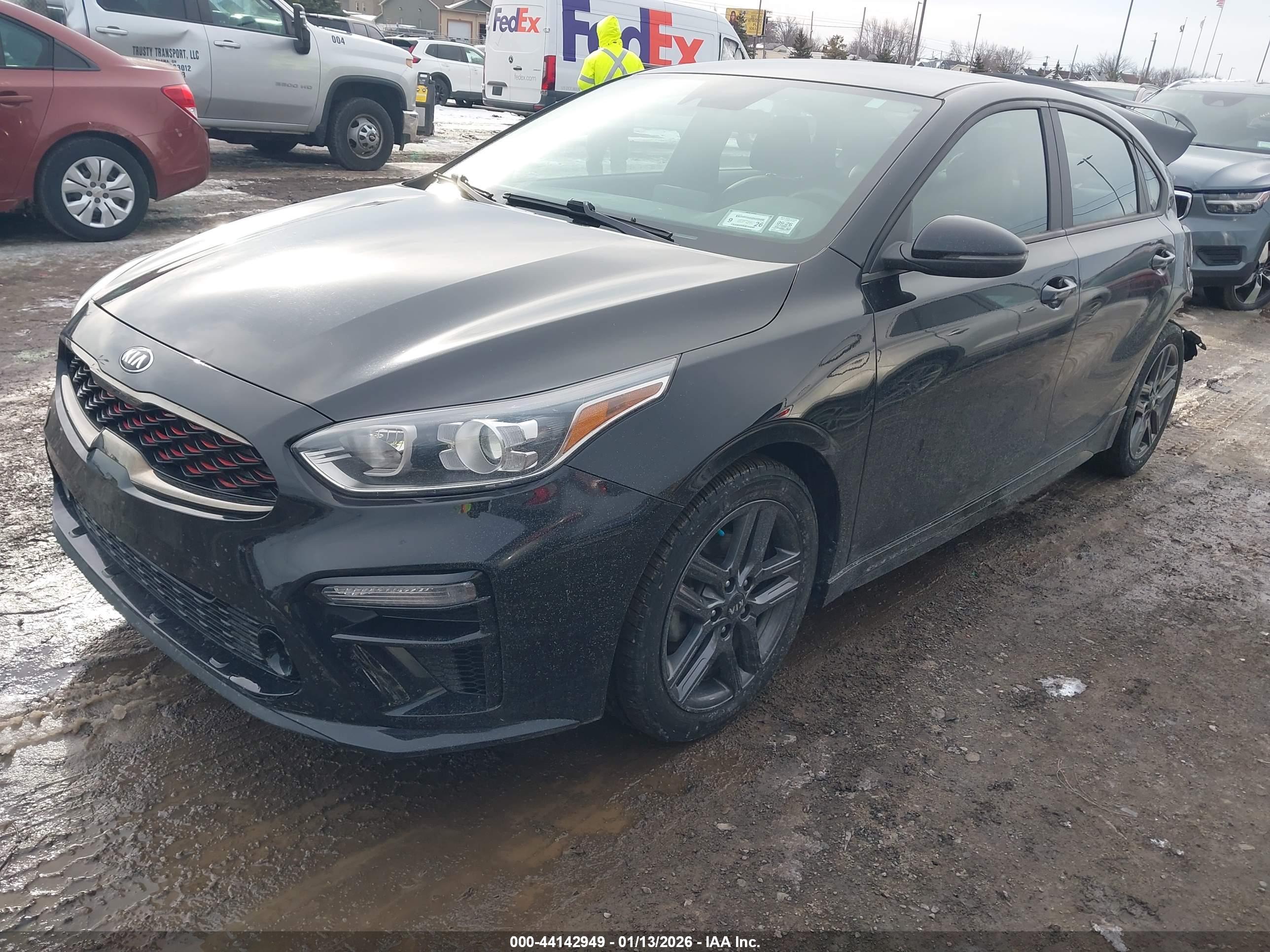 KIA FORTE image 2