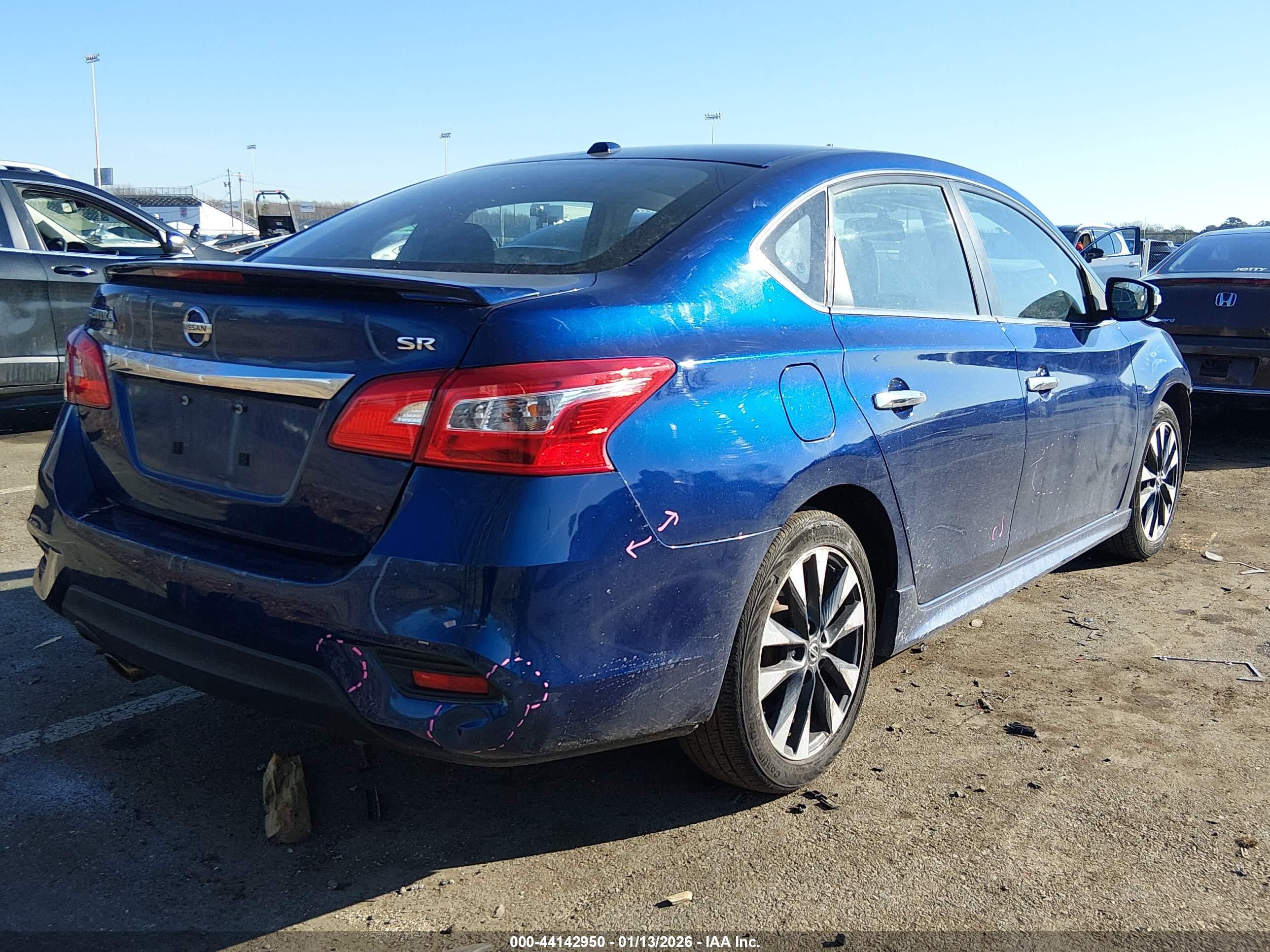 NISSAN SENTRA image 4