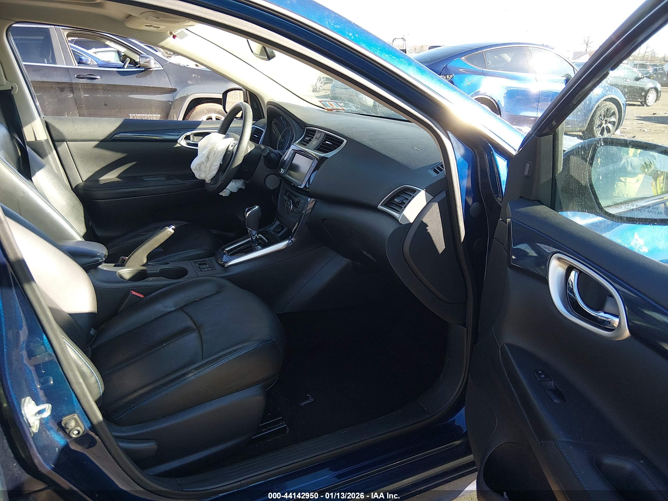 NISSAN SENTRA image 5