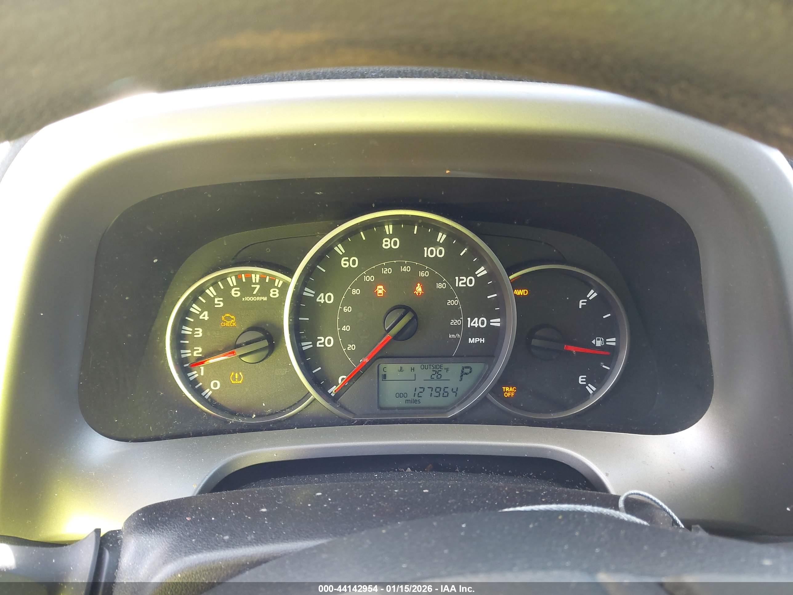TOYOTA RAV4 image 7