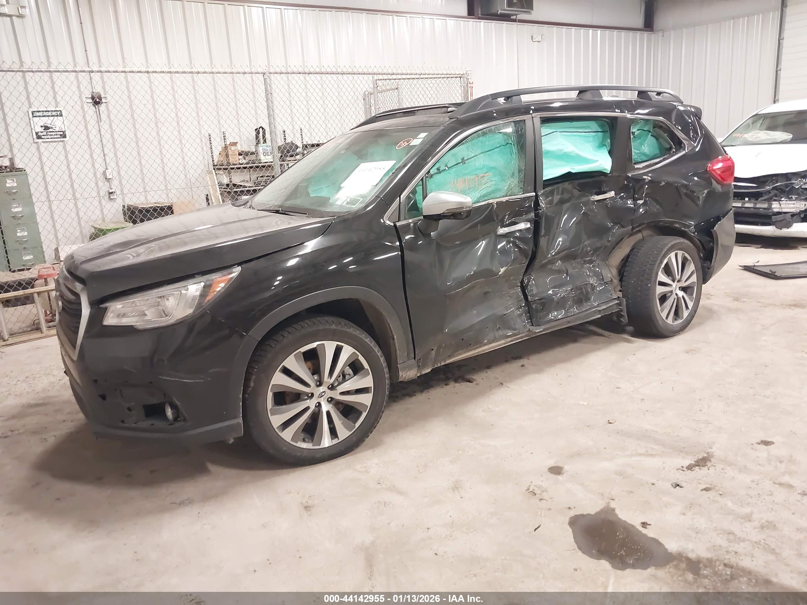 SUBARU ASCENT image 2