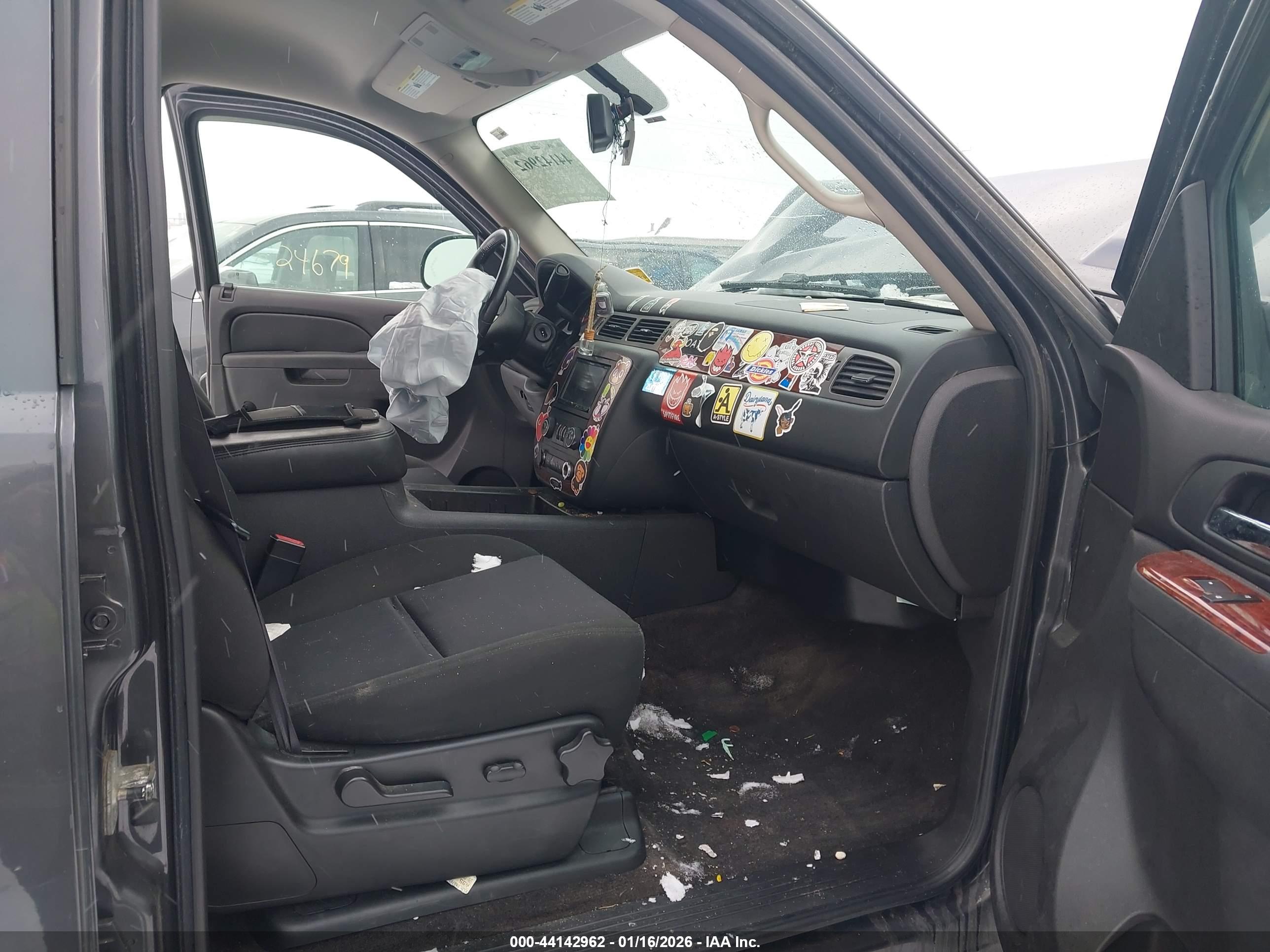 CHEVROLET AVALANCHE image 5