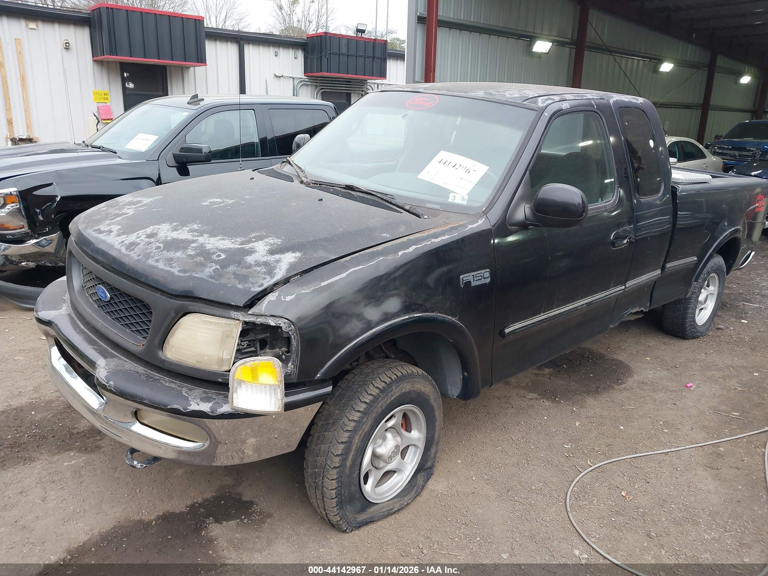 FORD F-150 image 2