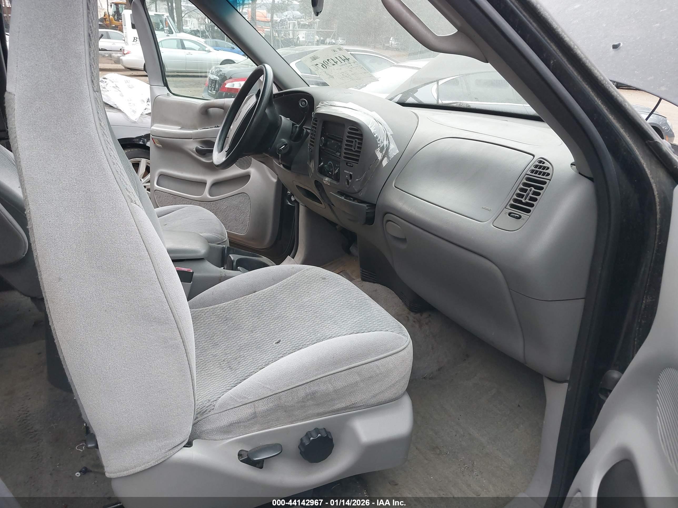 FORD F-150 image 5